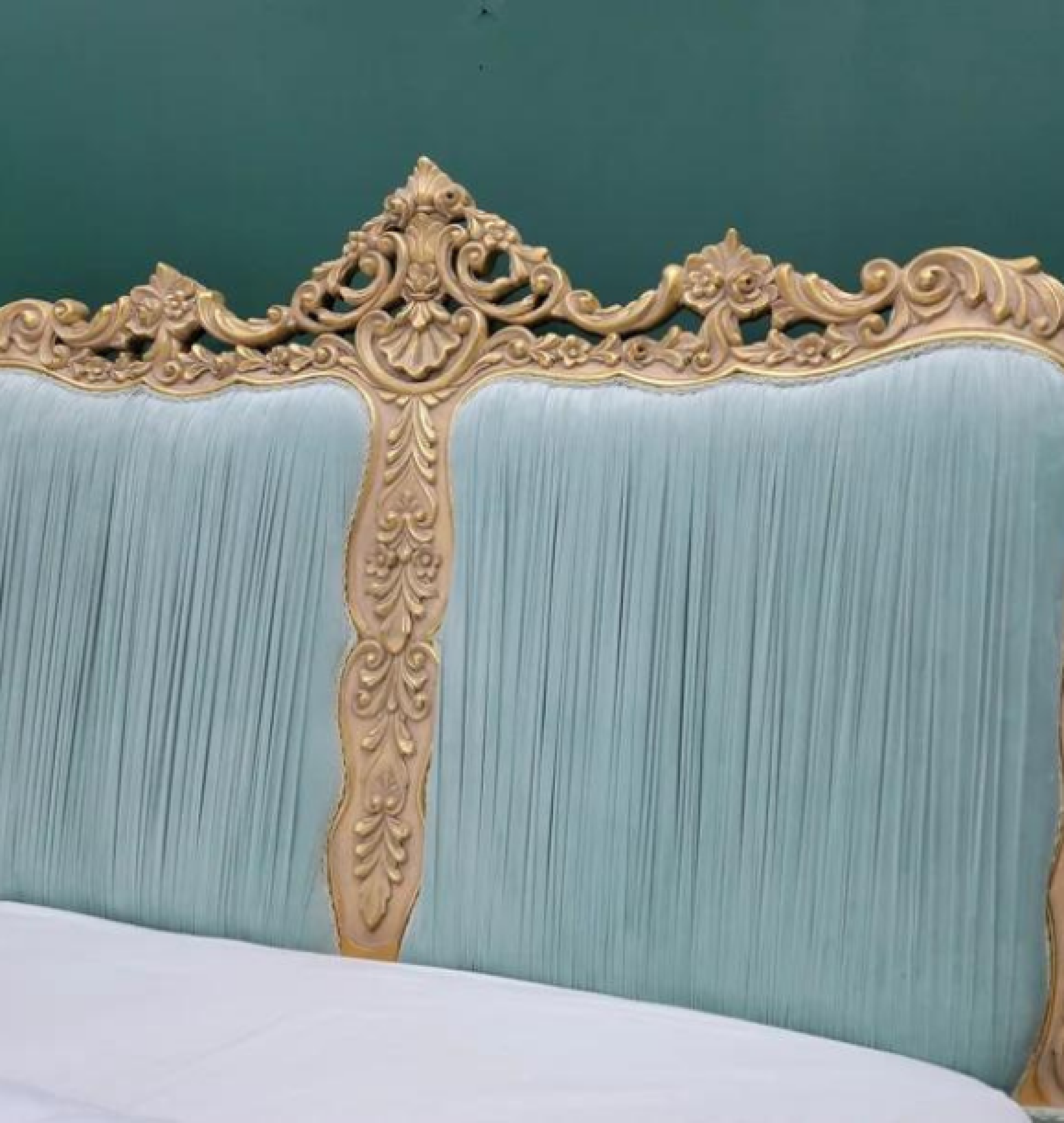 seafoam bed