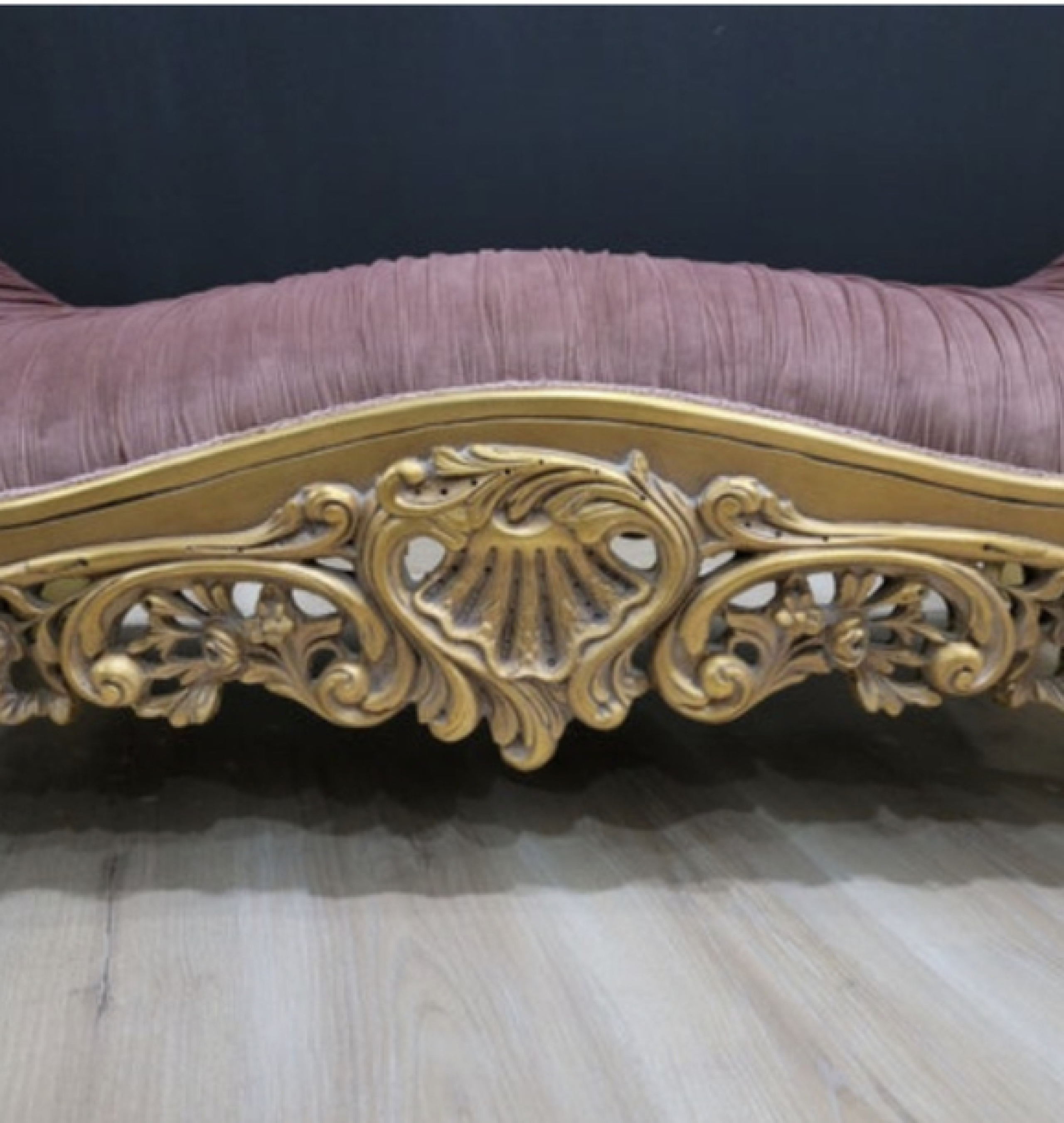 blush chaise