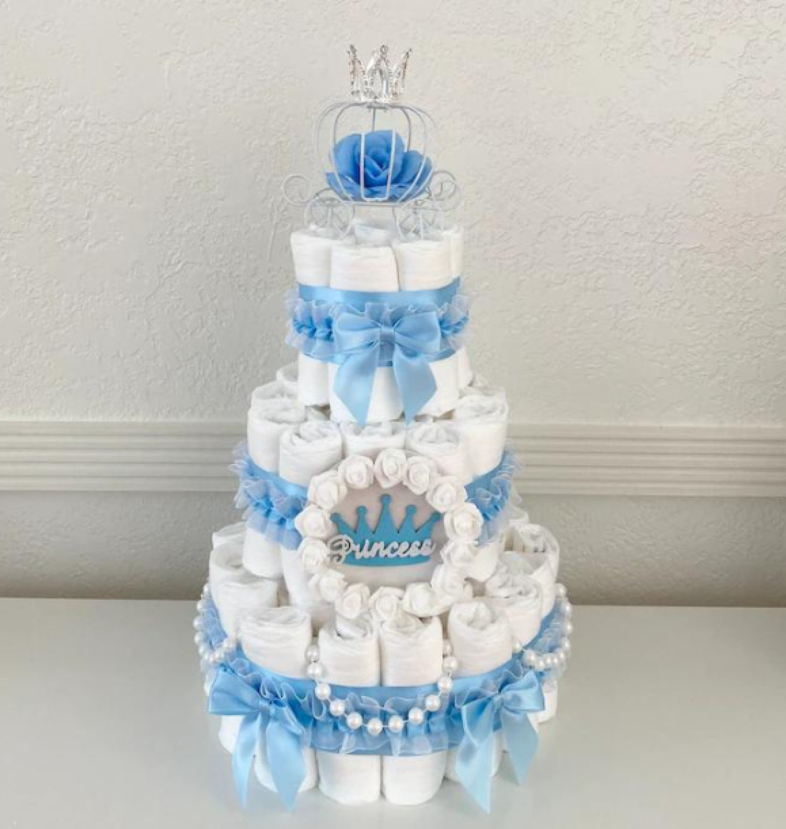 carriage diaper cake