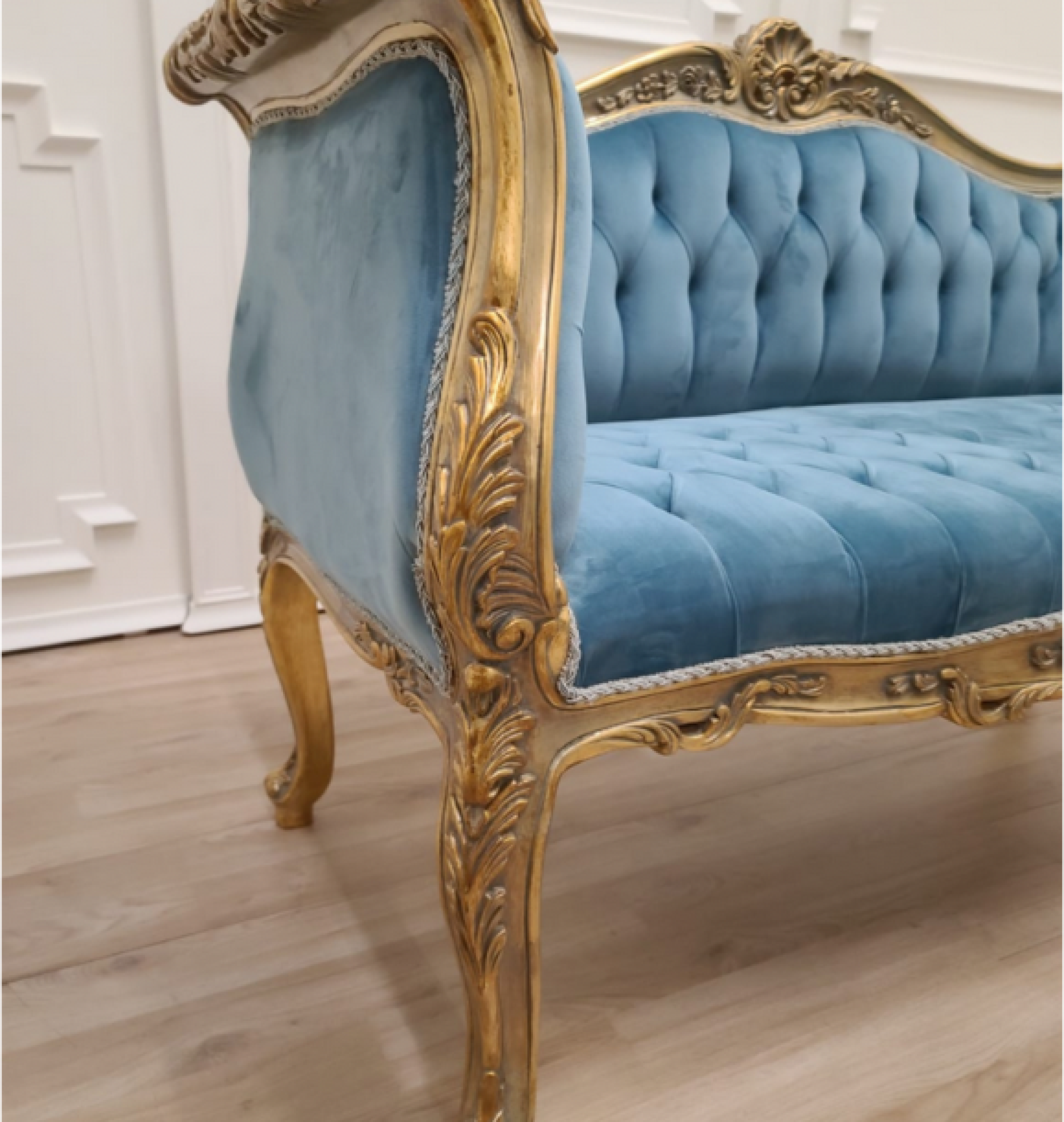 topaz settee