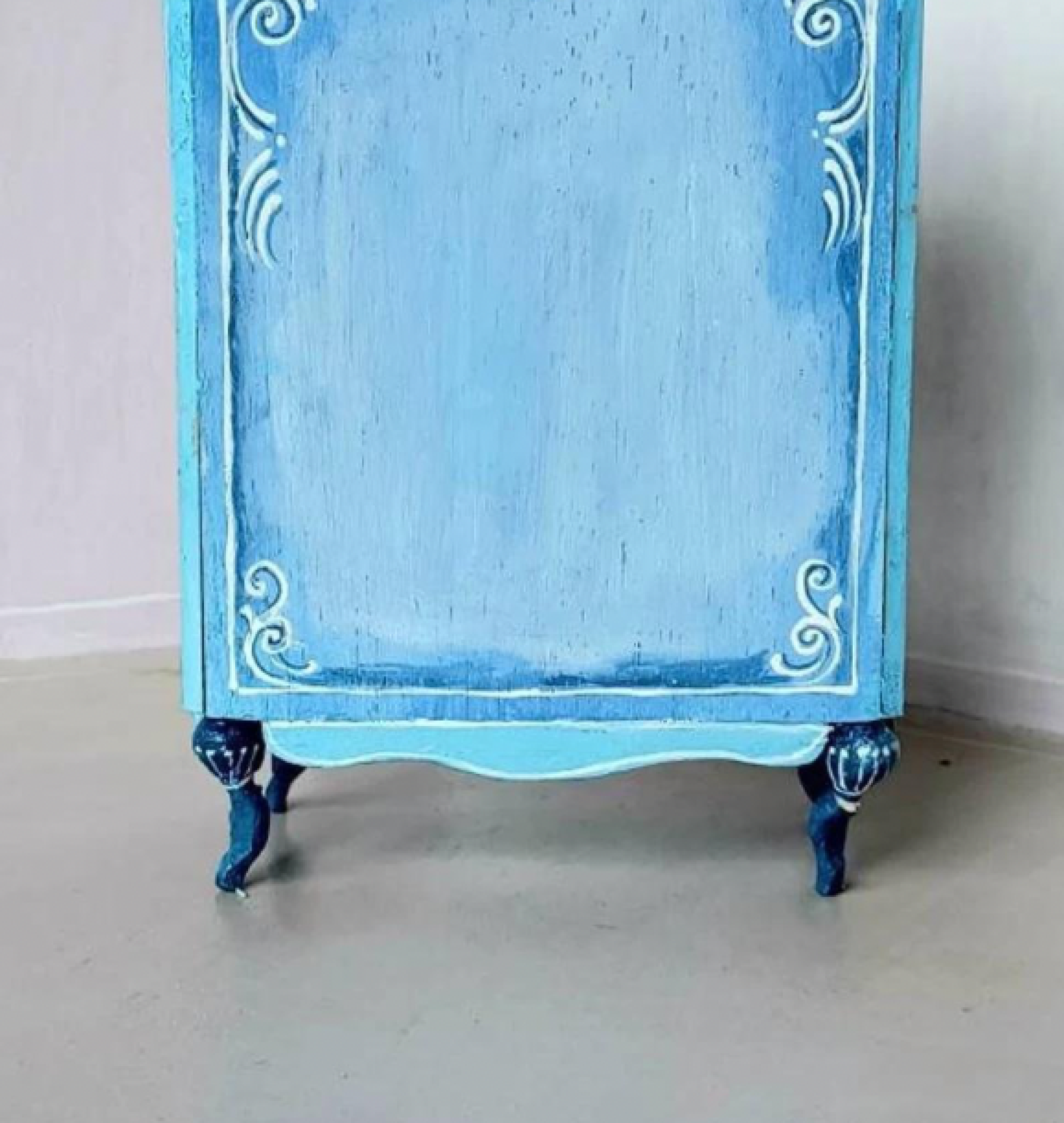 doll wardrobe