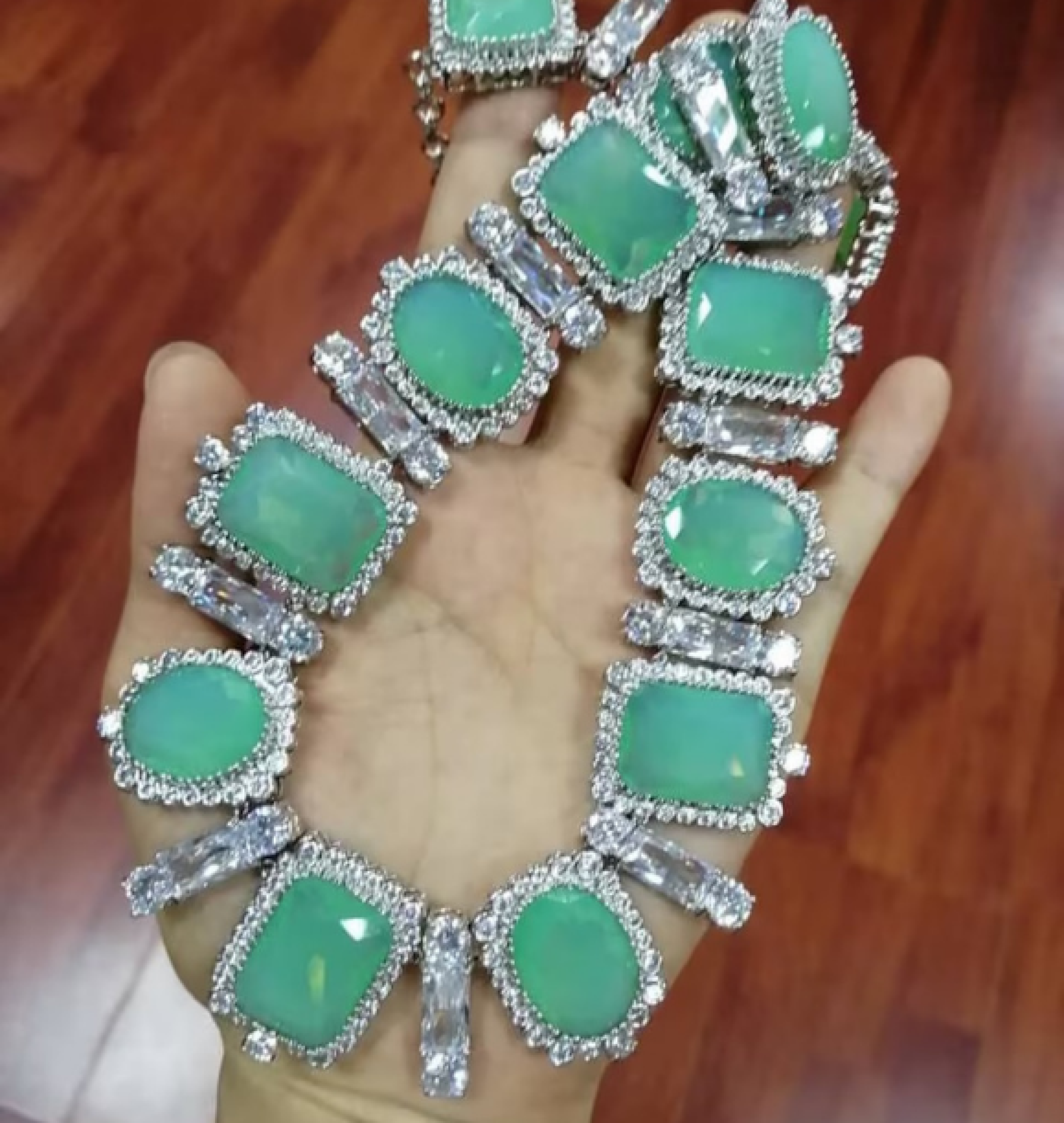 emerald choker