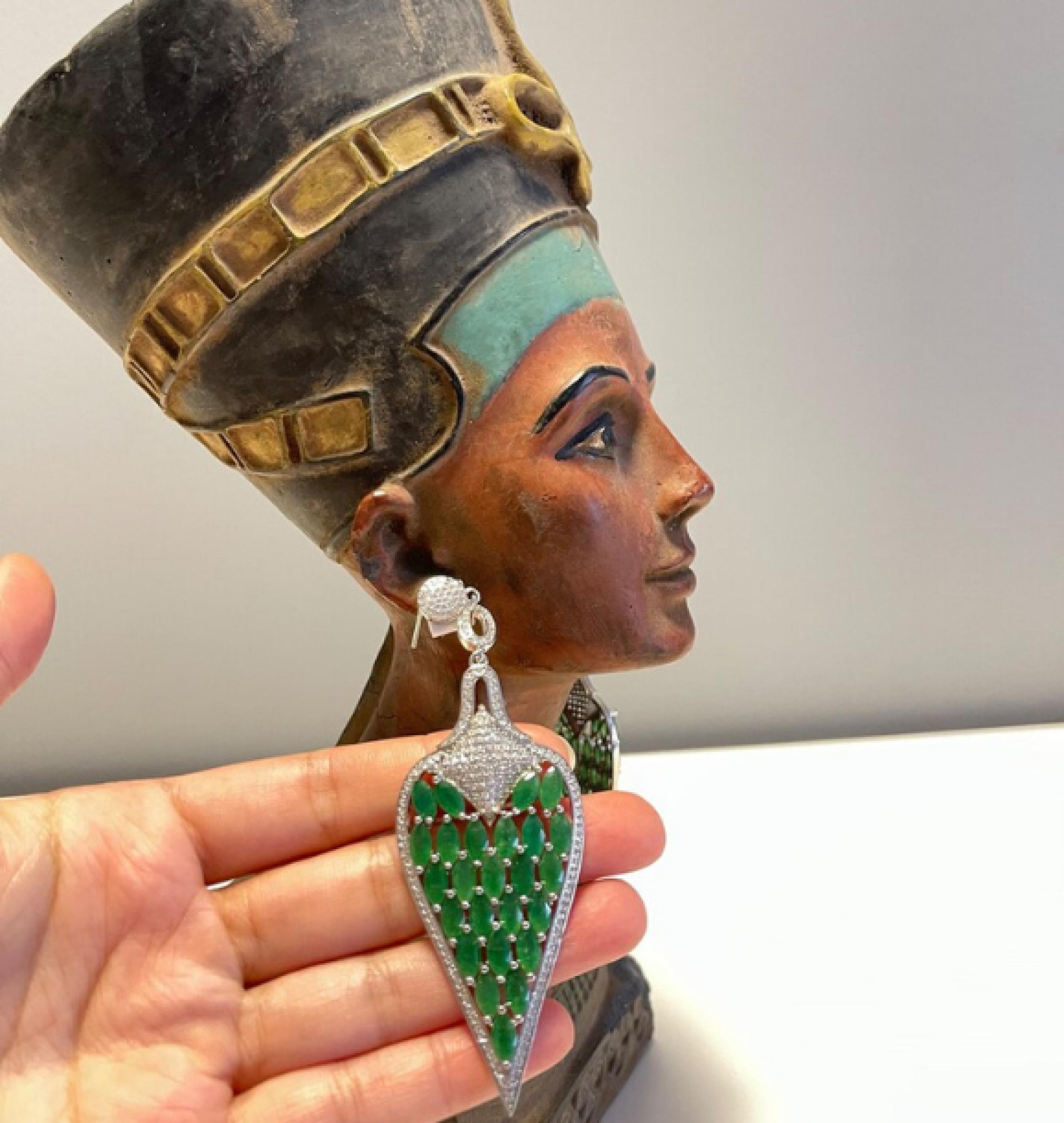 emerald earrings