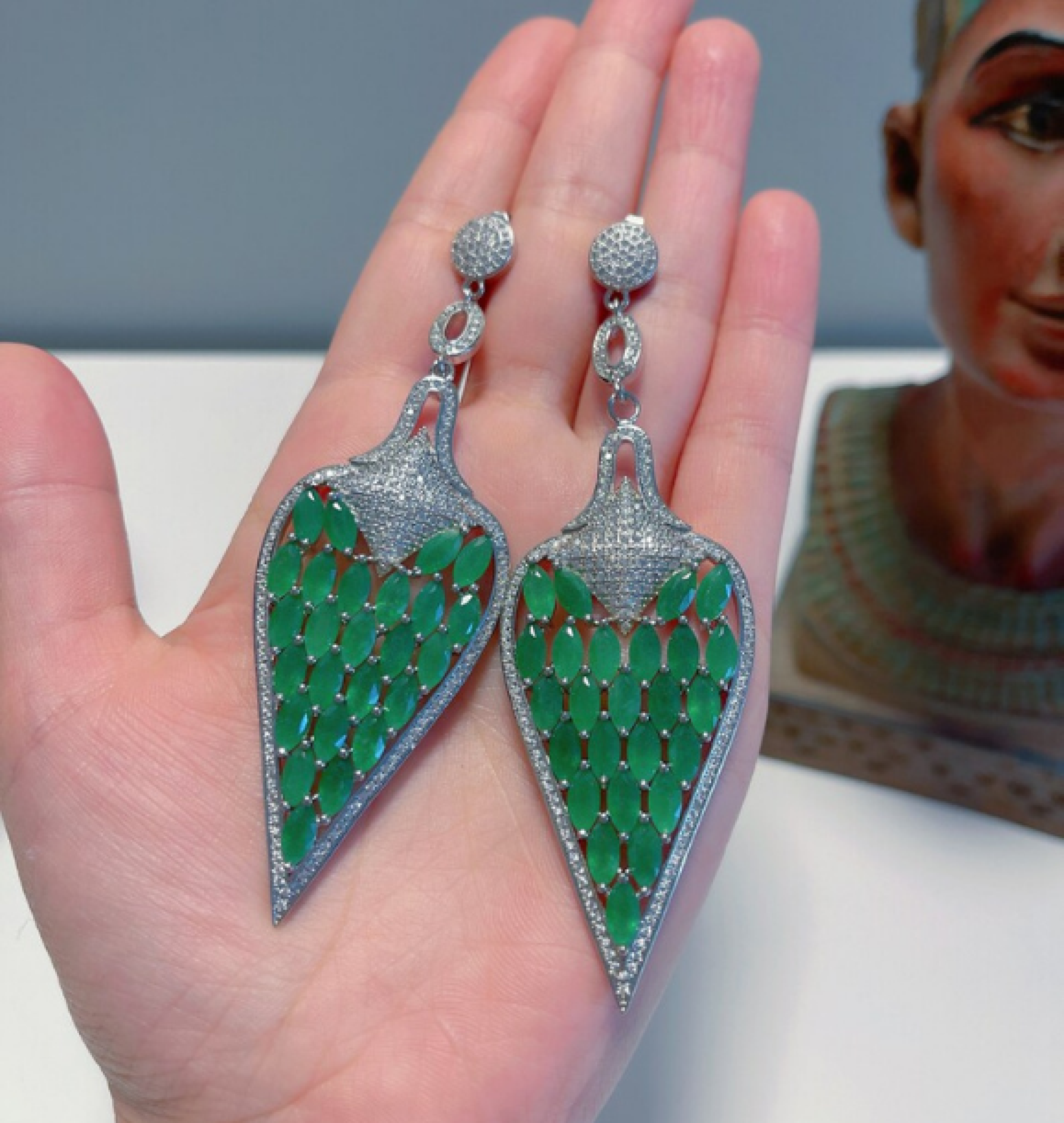 emerald earrings