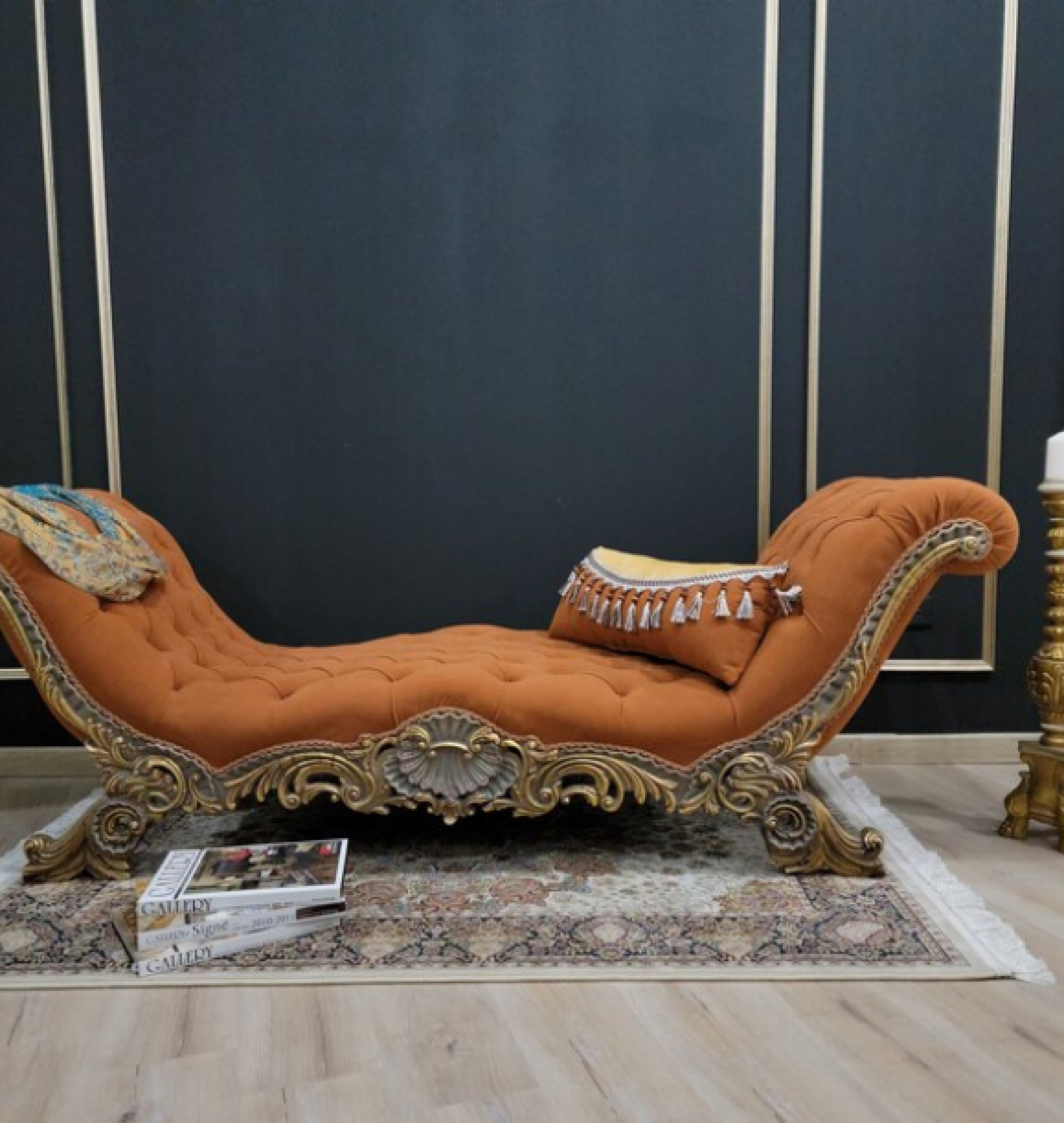 pumpkin chaise
