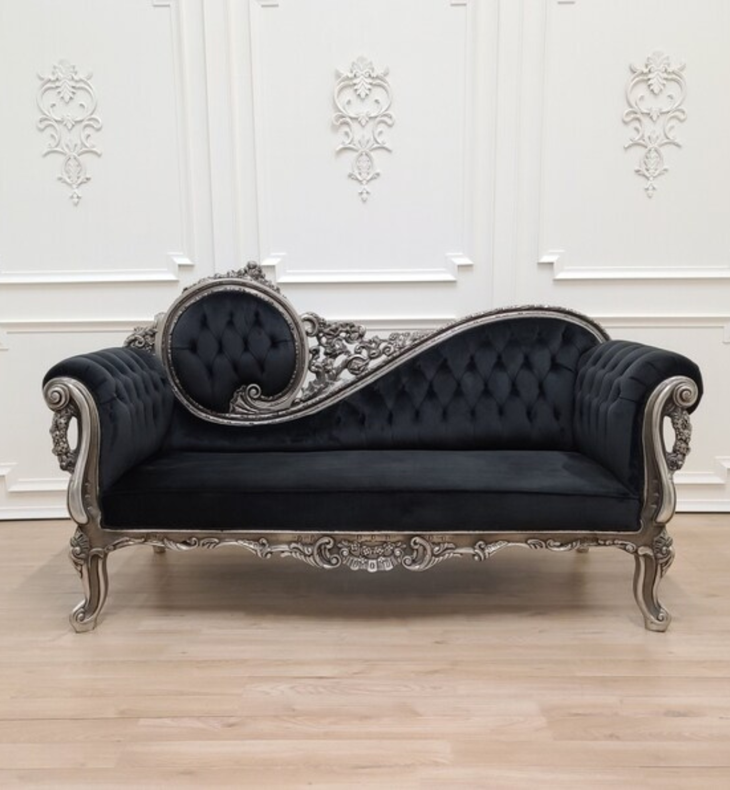 ebony chaise