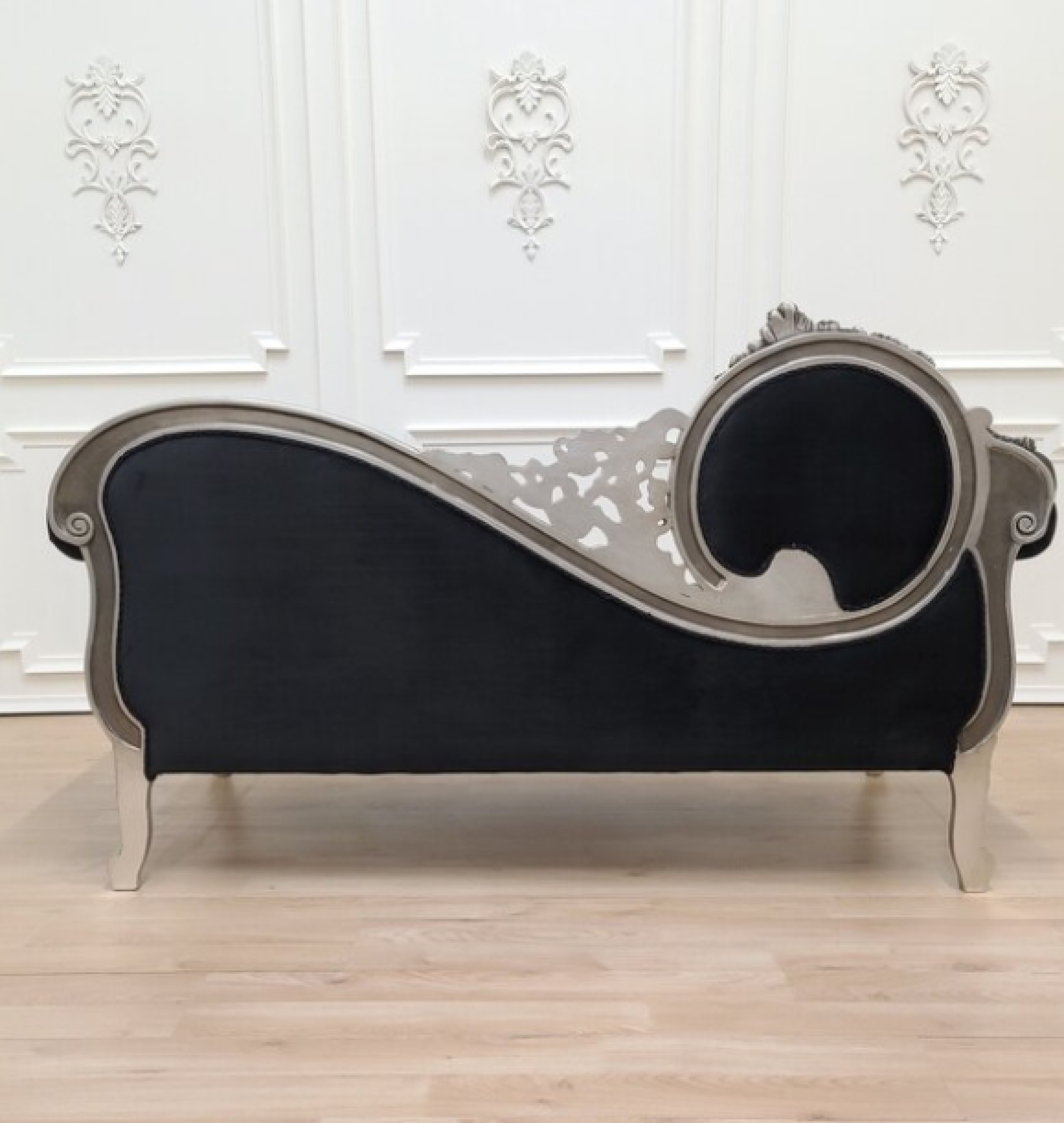 ebony chaise