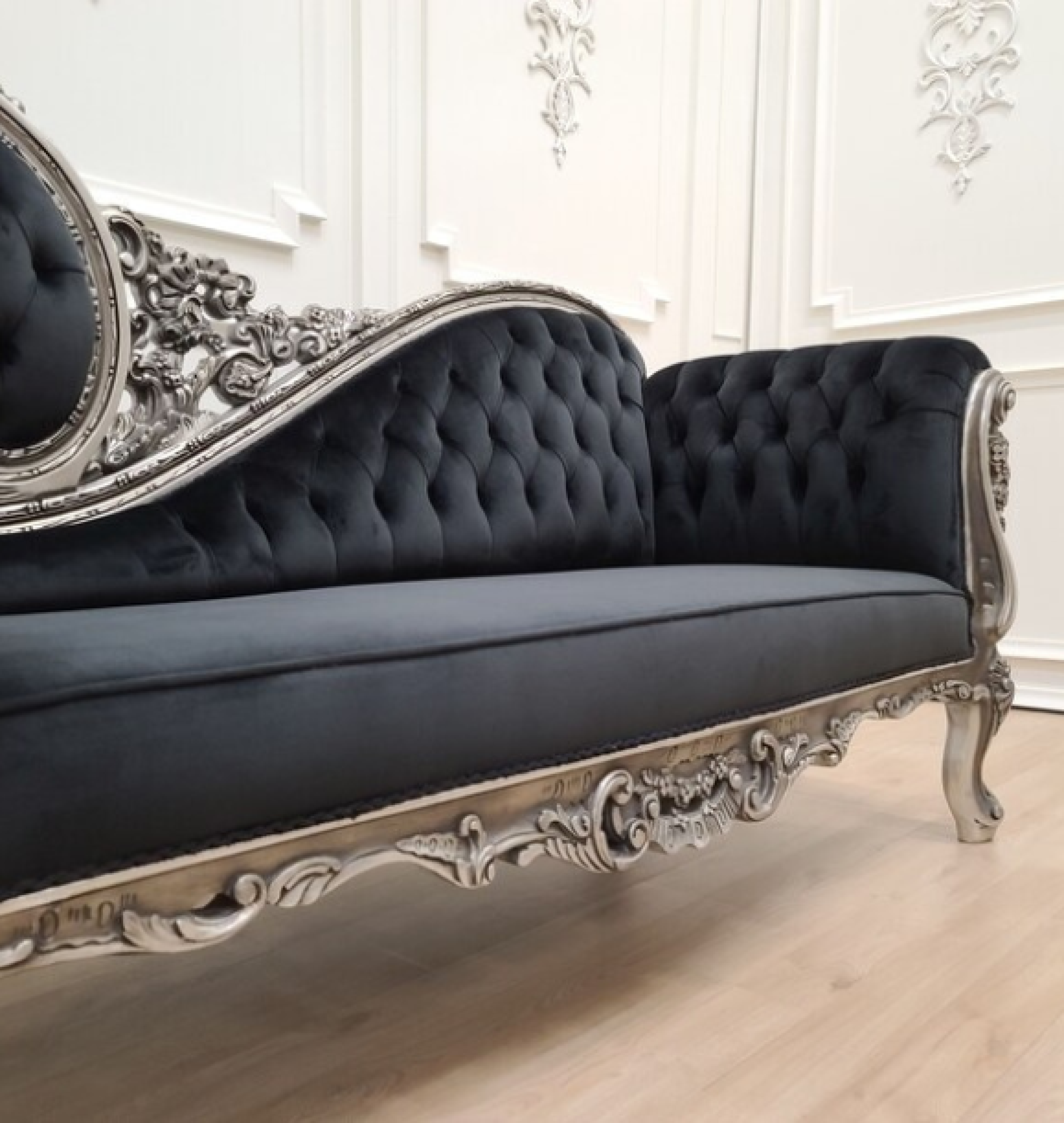 ebony chaise