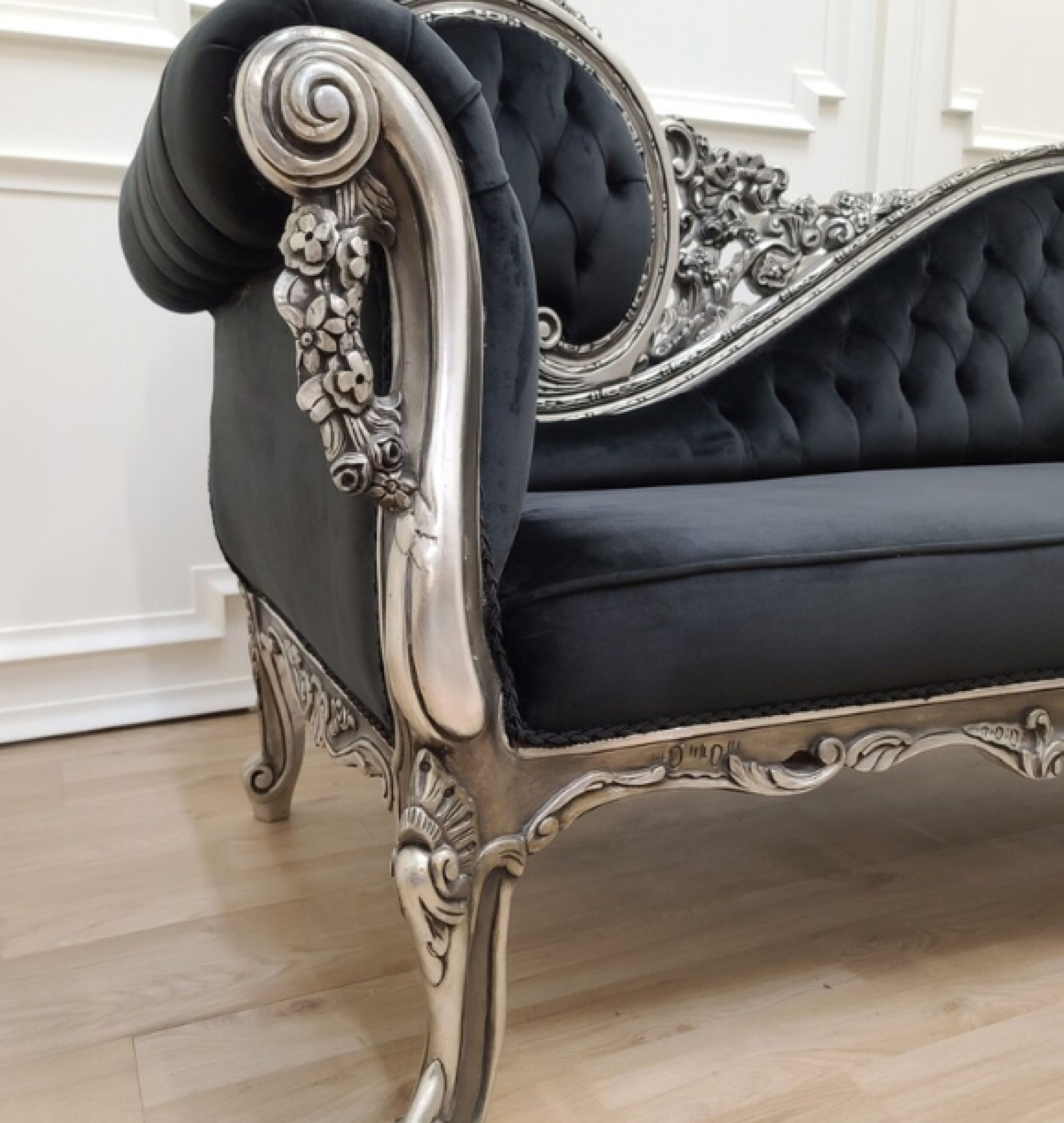 ebony chaise