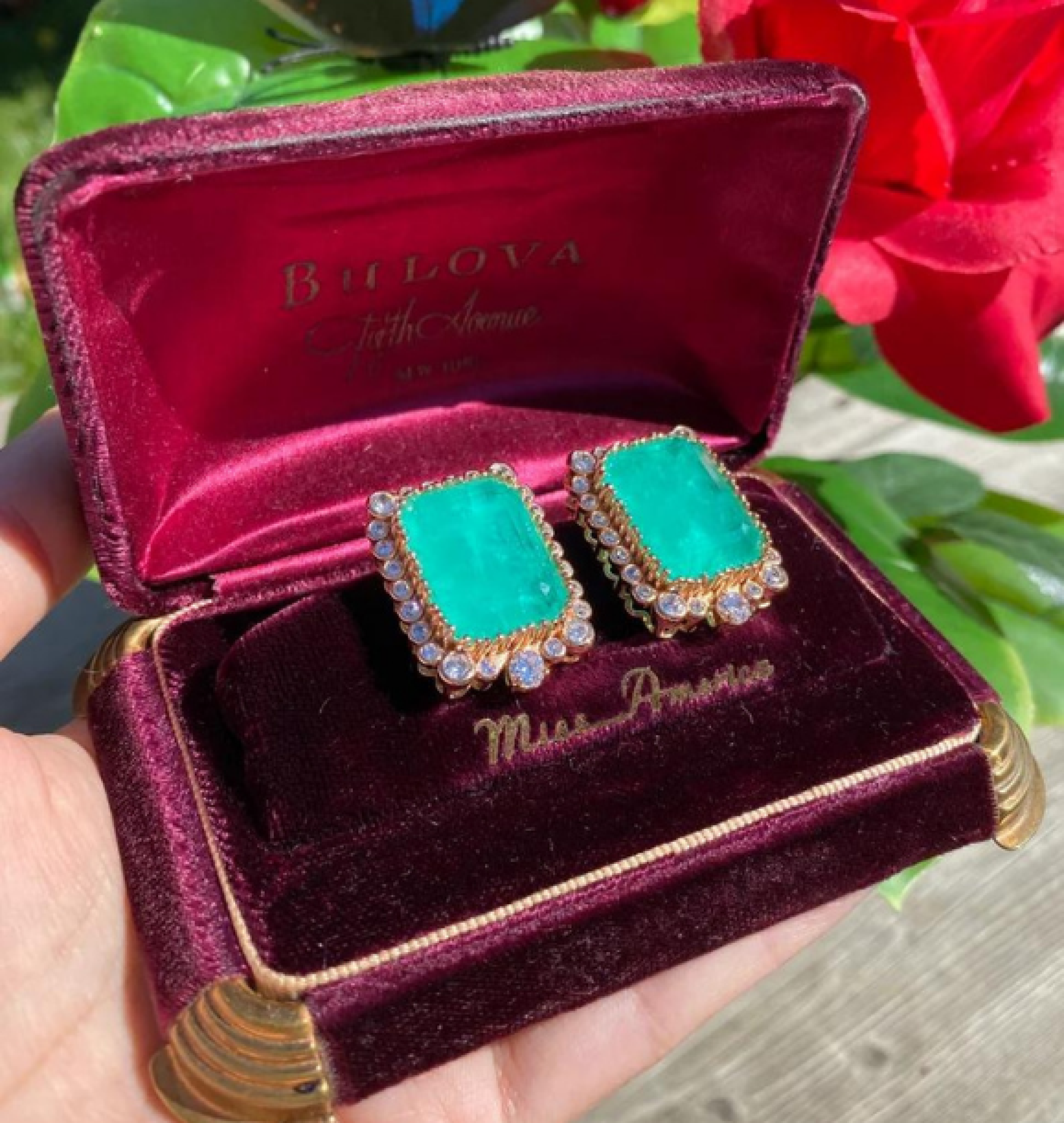 stud earrings