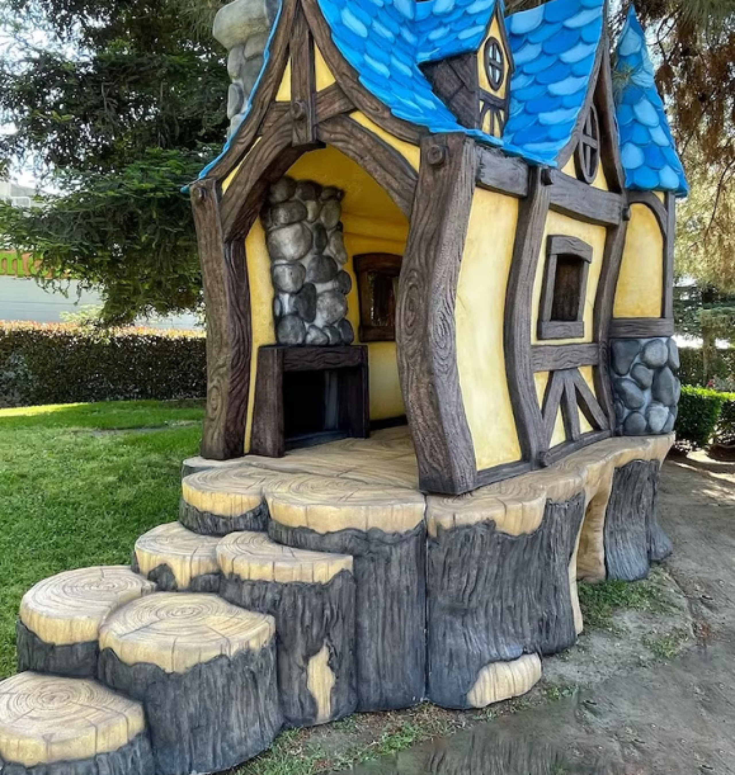 castle pethouse