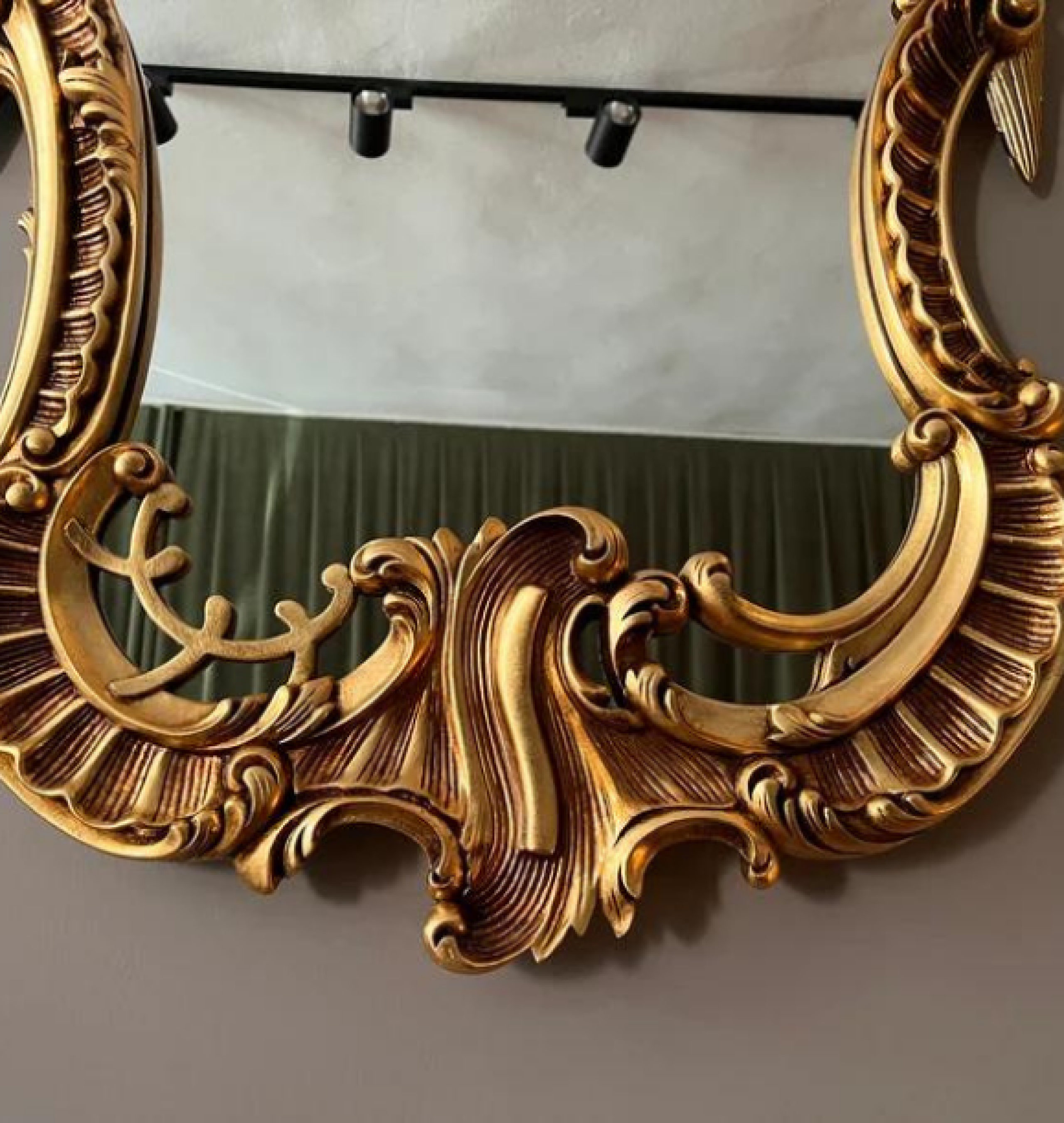 gold mirror