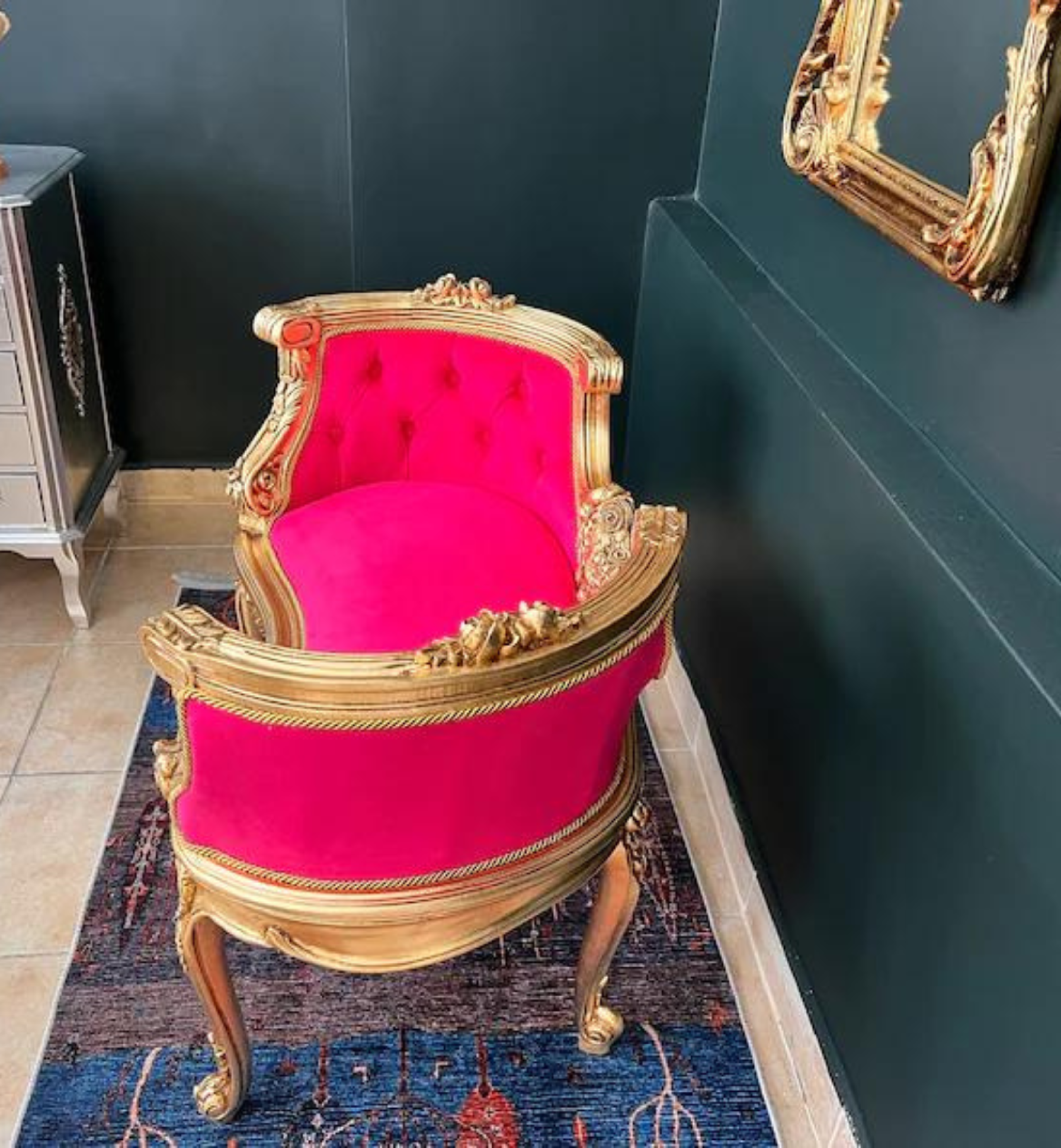 magenta bench