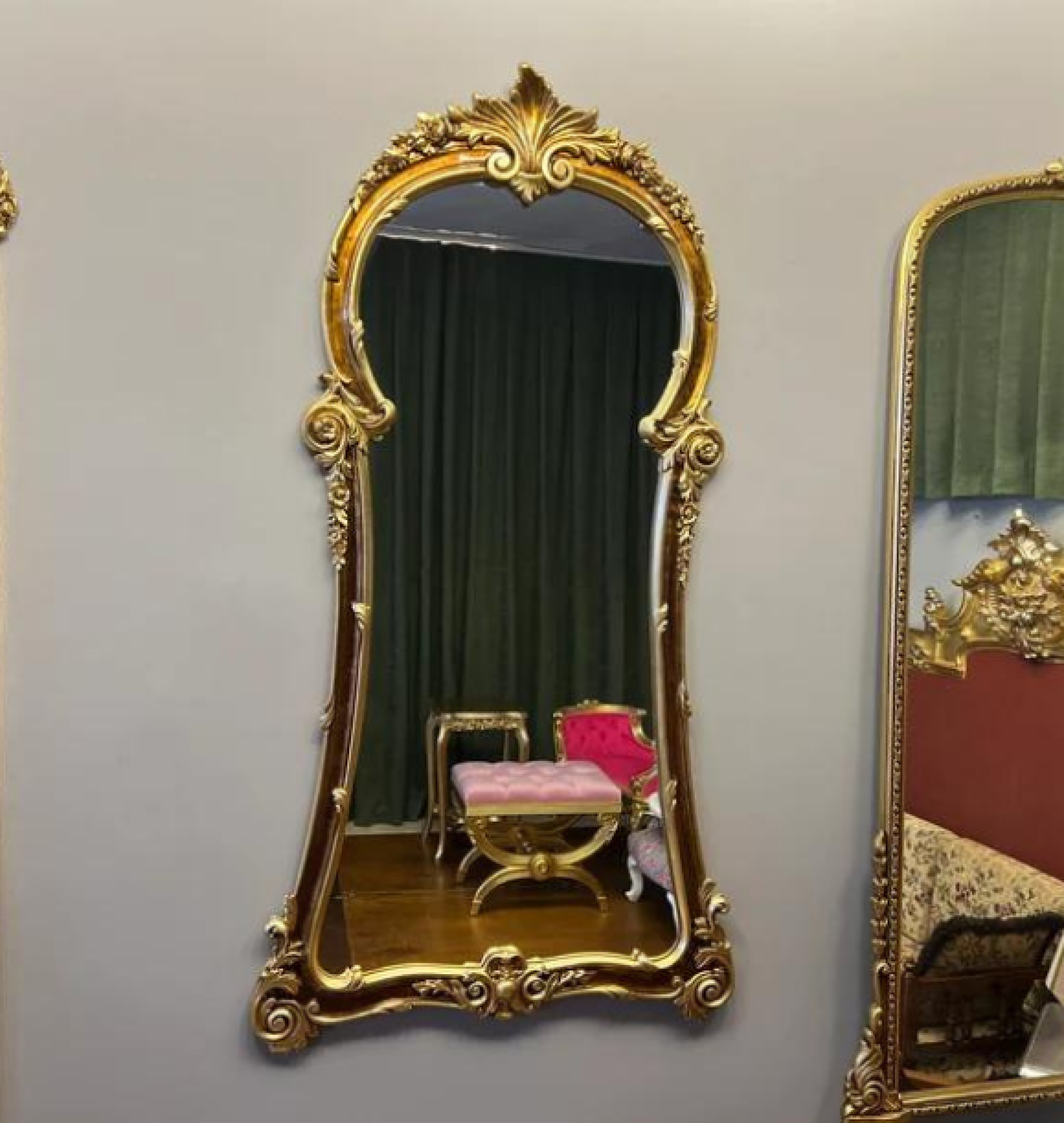 keyhole mirror