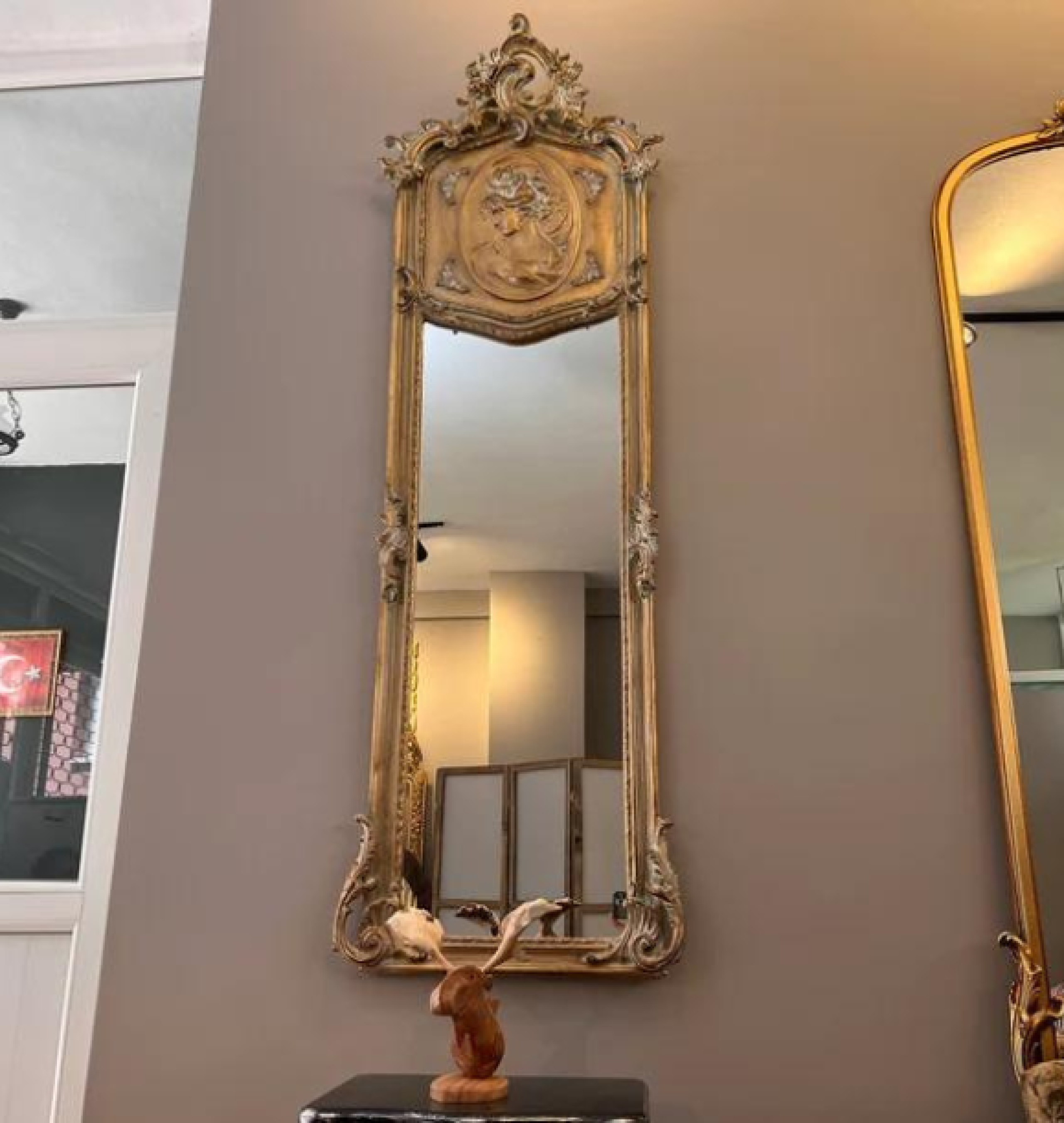 gold mirror