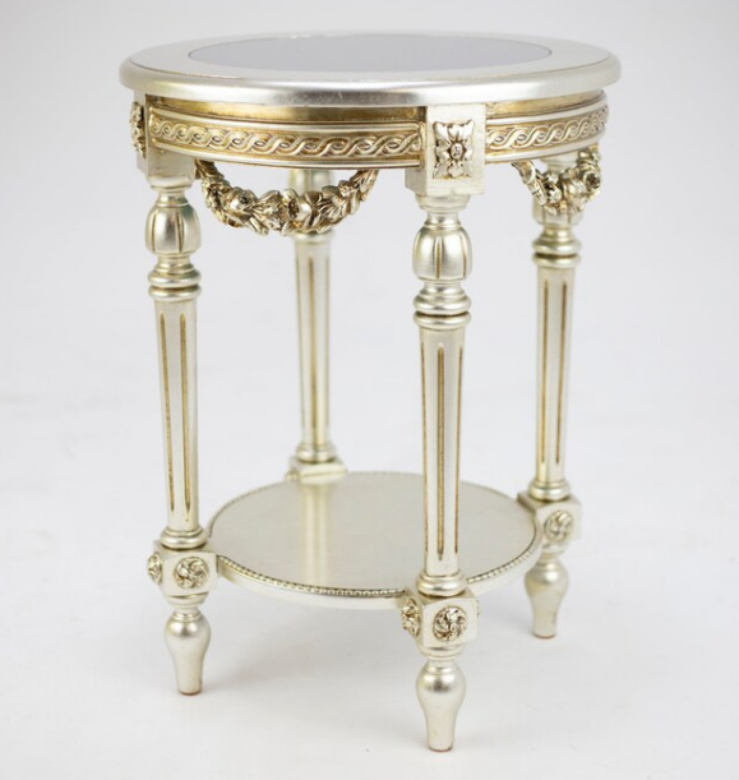 gold table