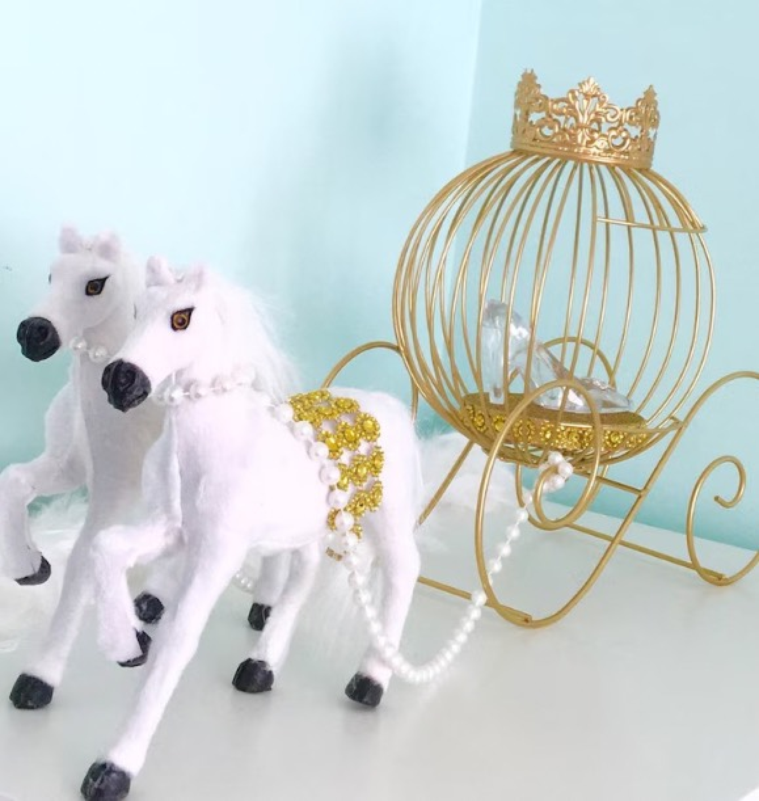 carriage decor