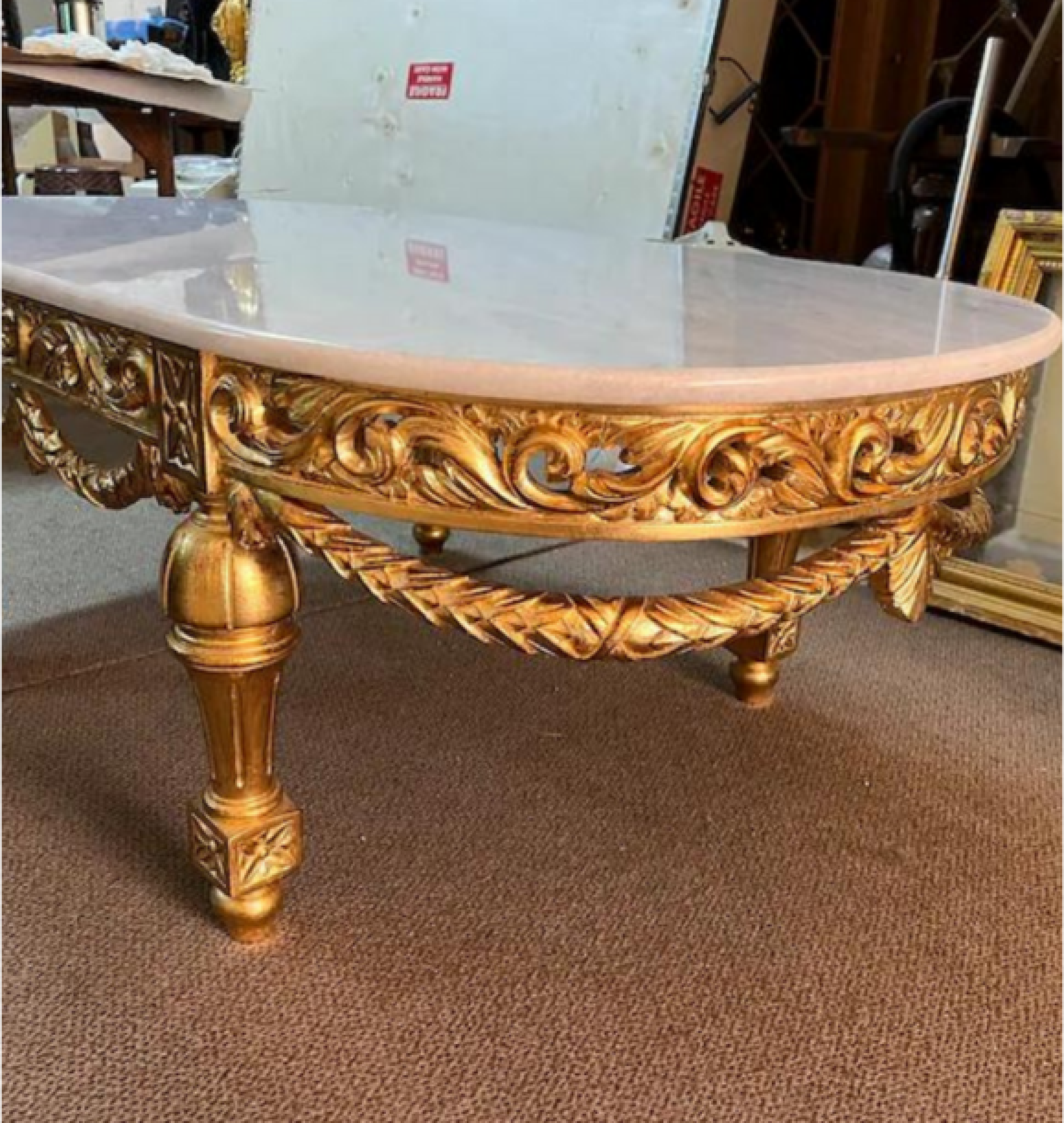 gold table