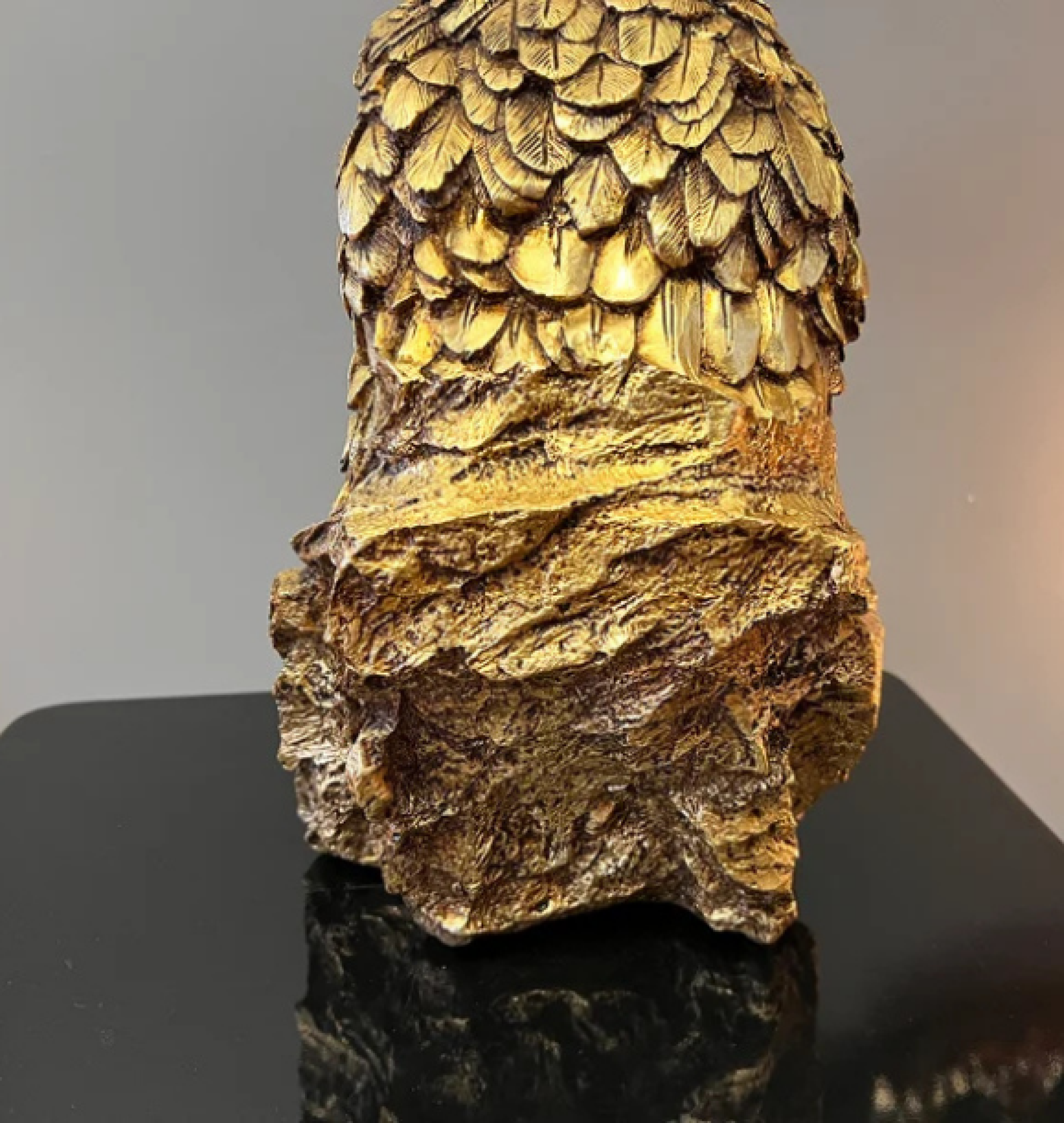eagle sculpture