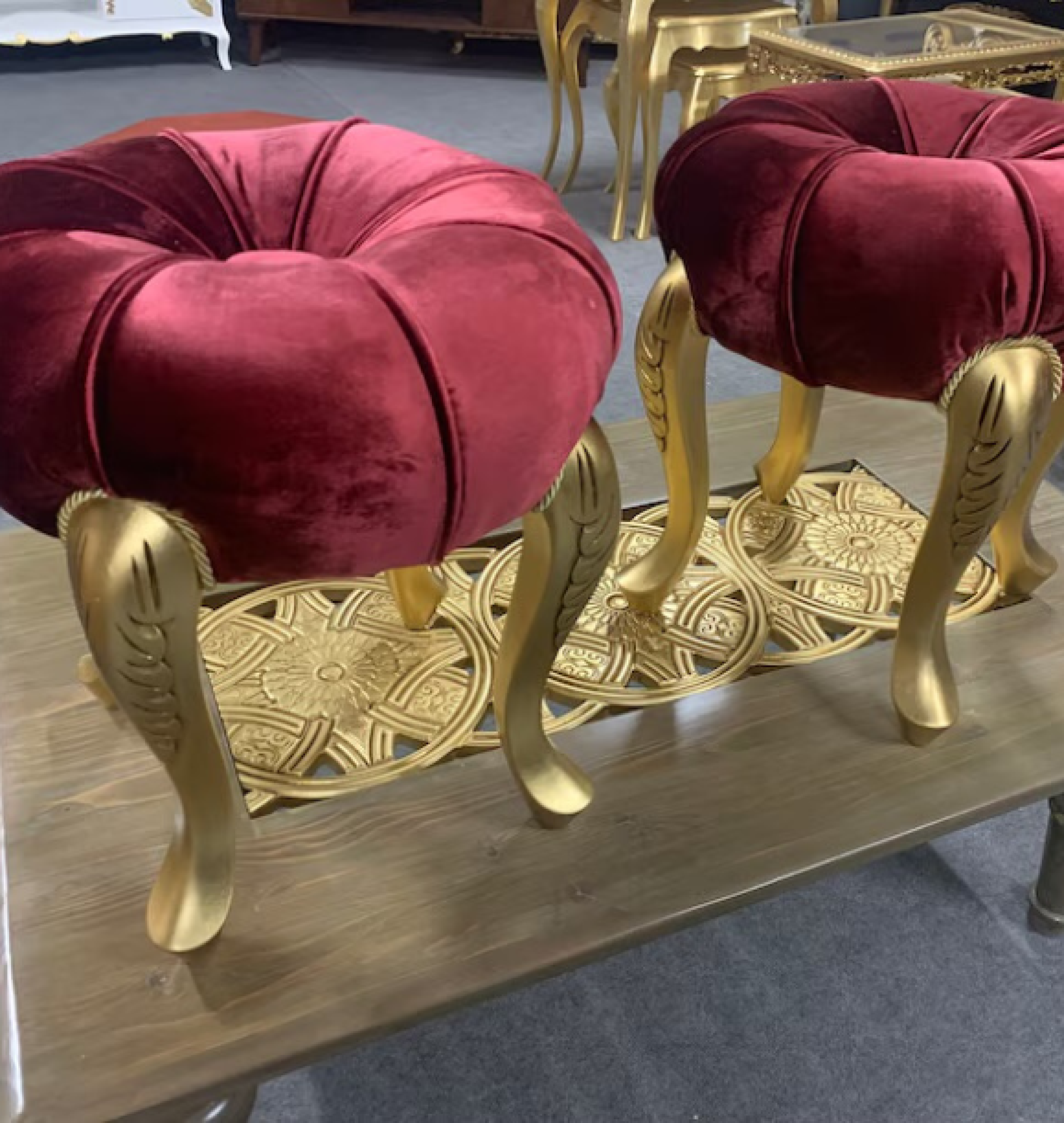crimson bench