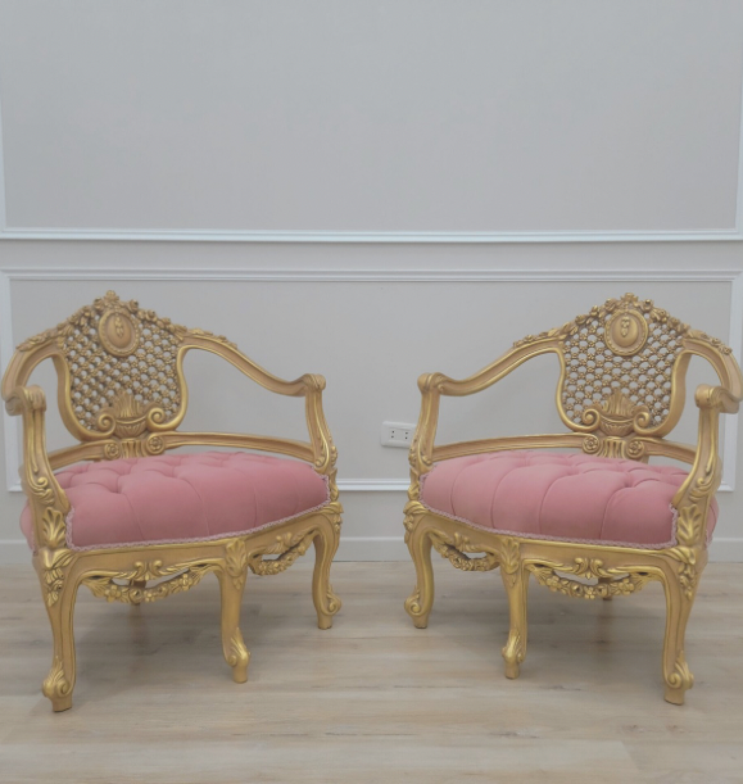 blush  bench