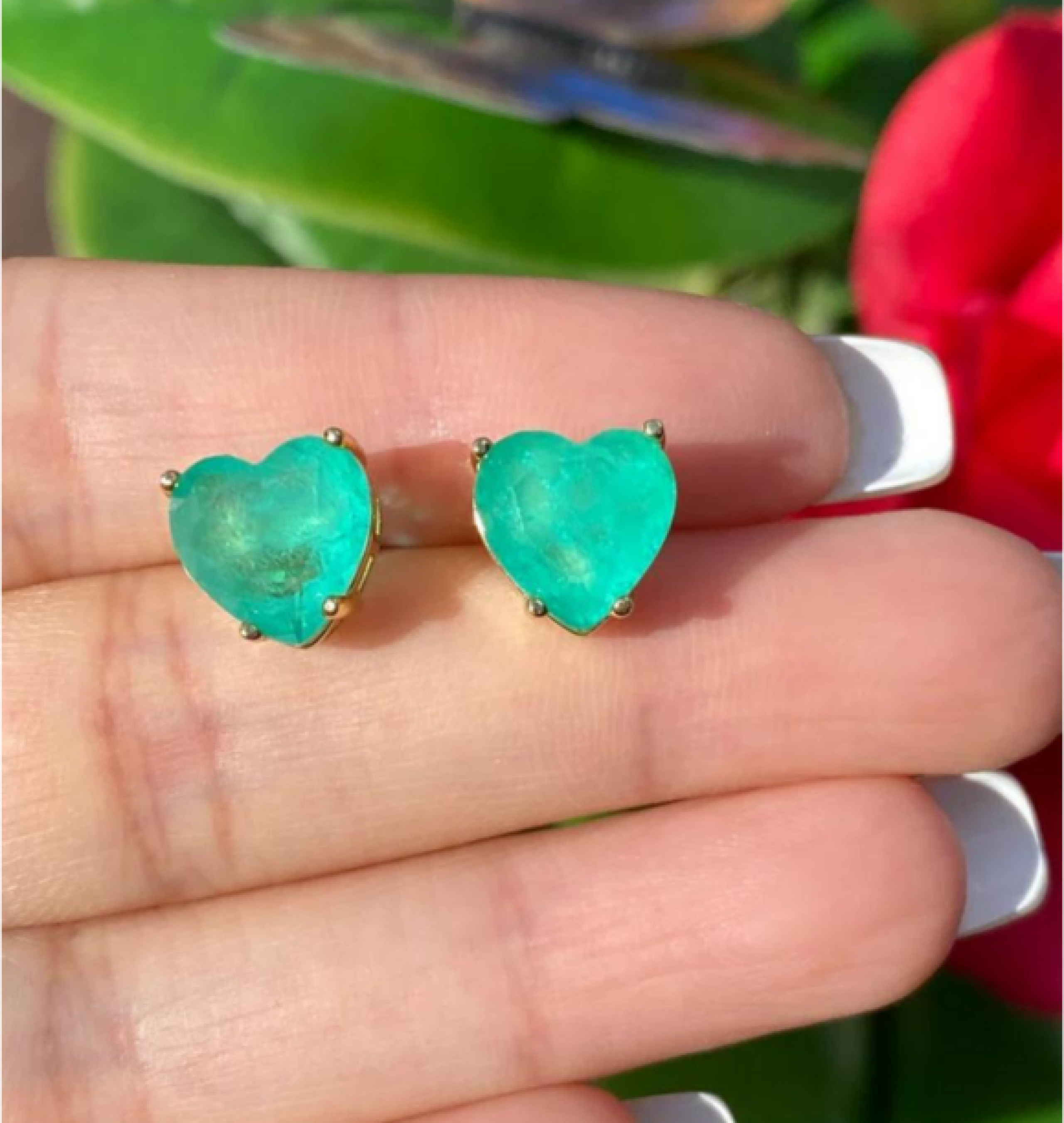 emerald earrings