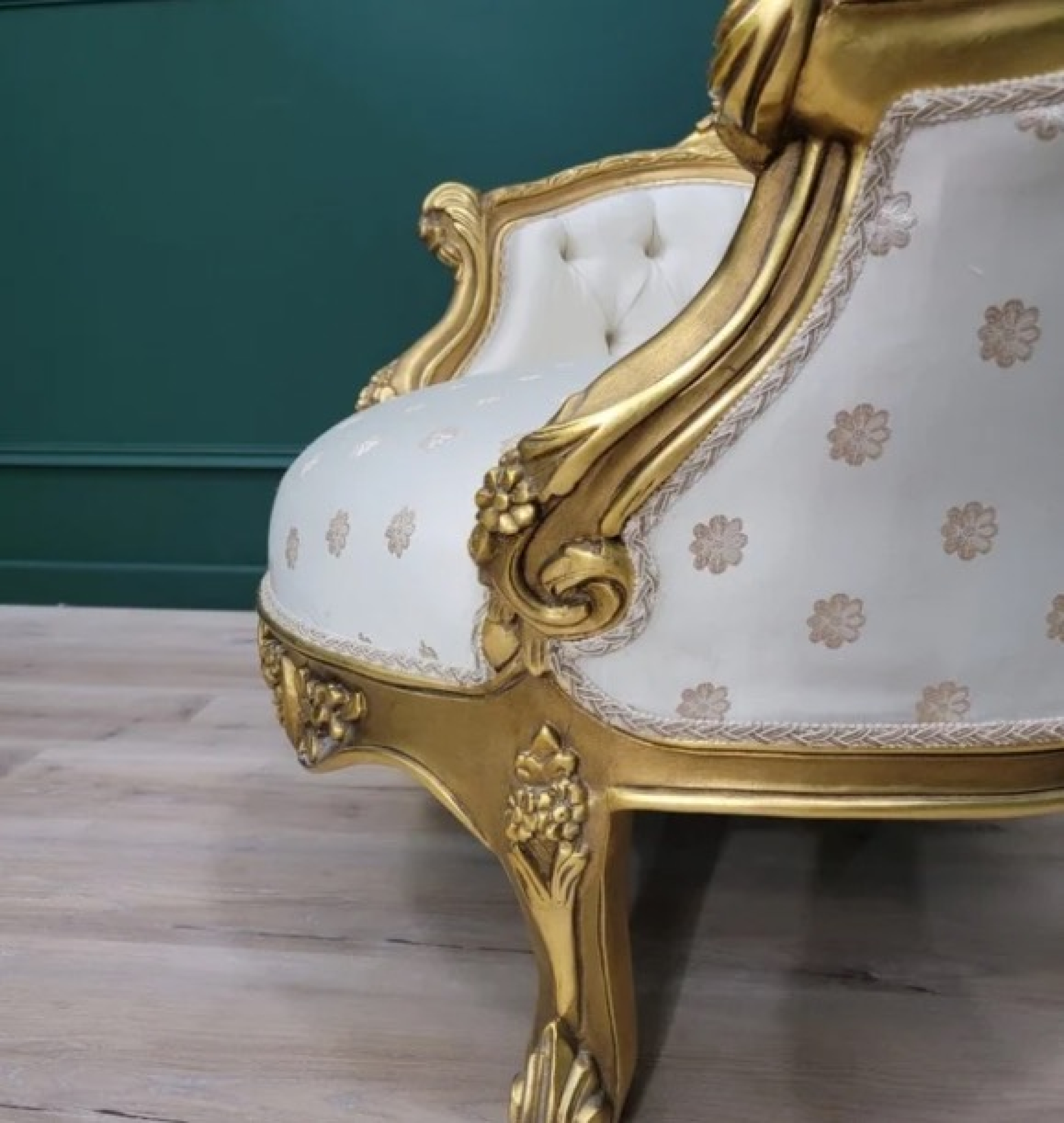 pearl thrones