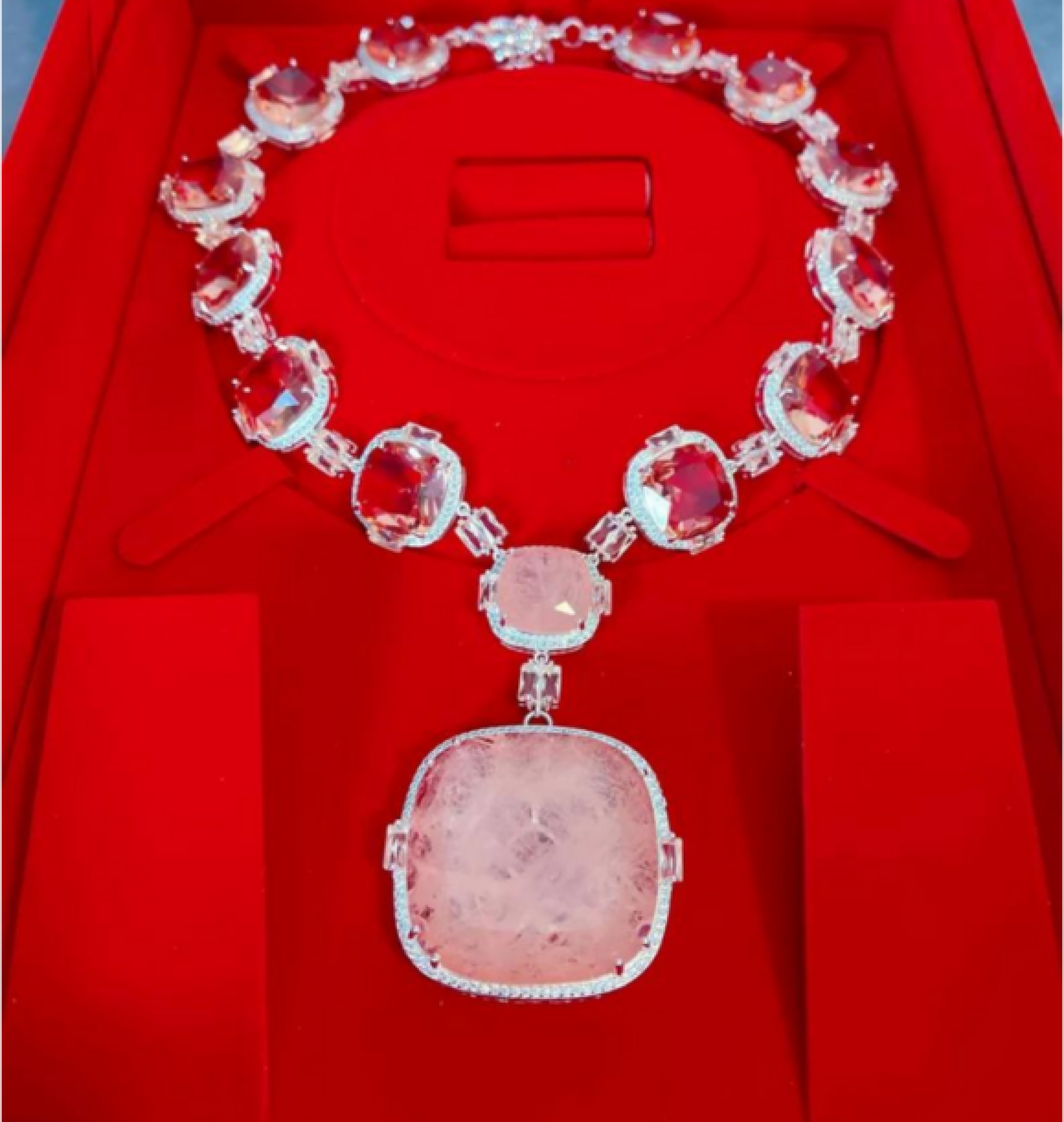 morganite choker