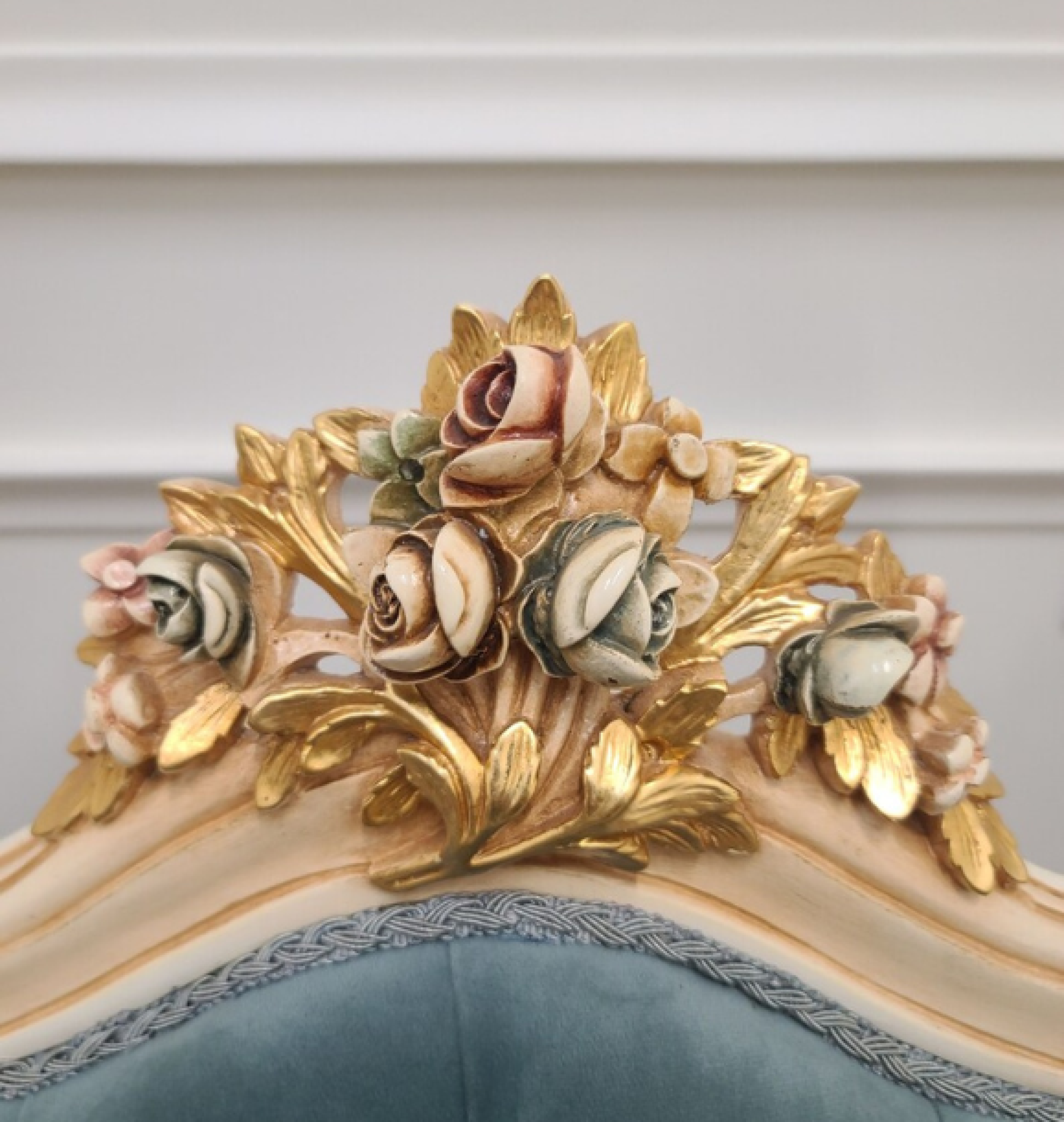 sky settee