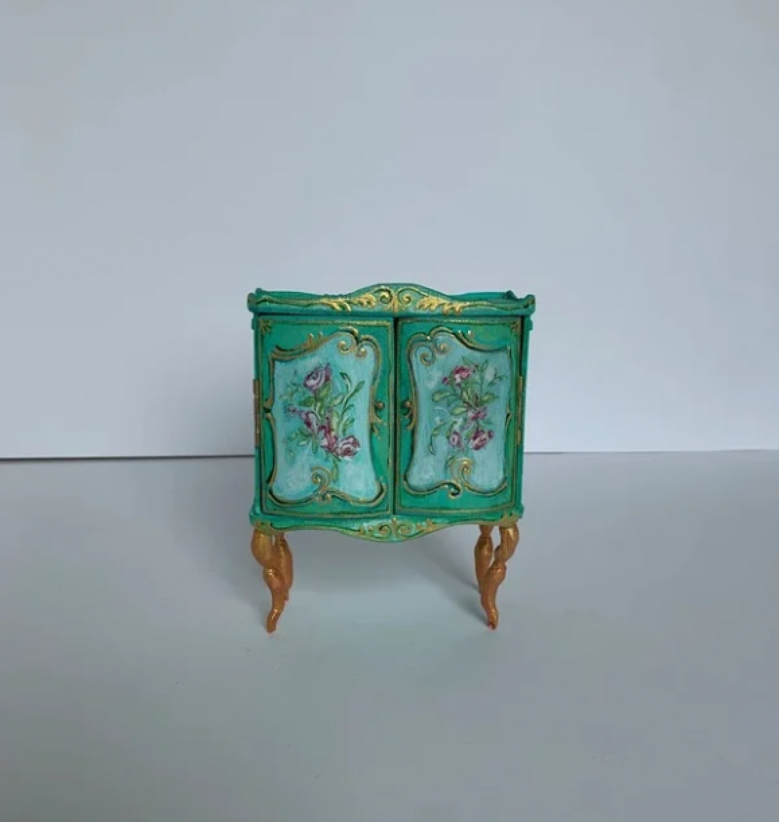 doll chest
