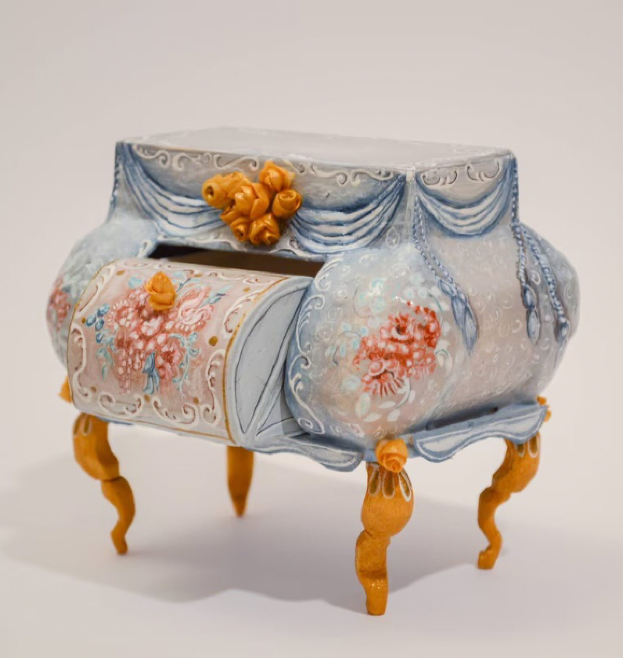 doll chest
