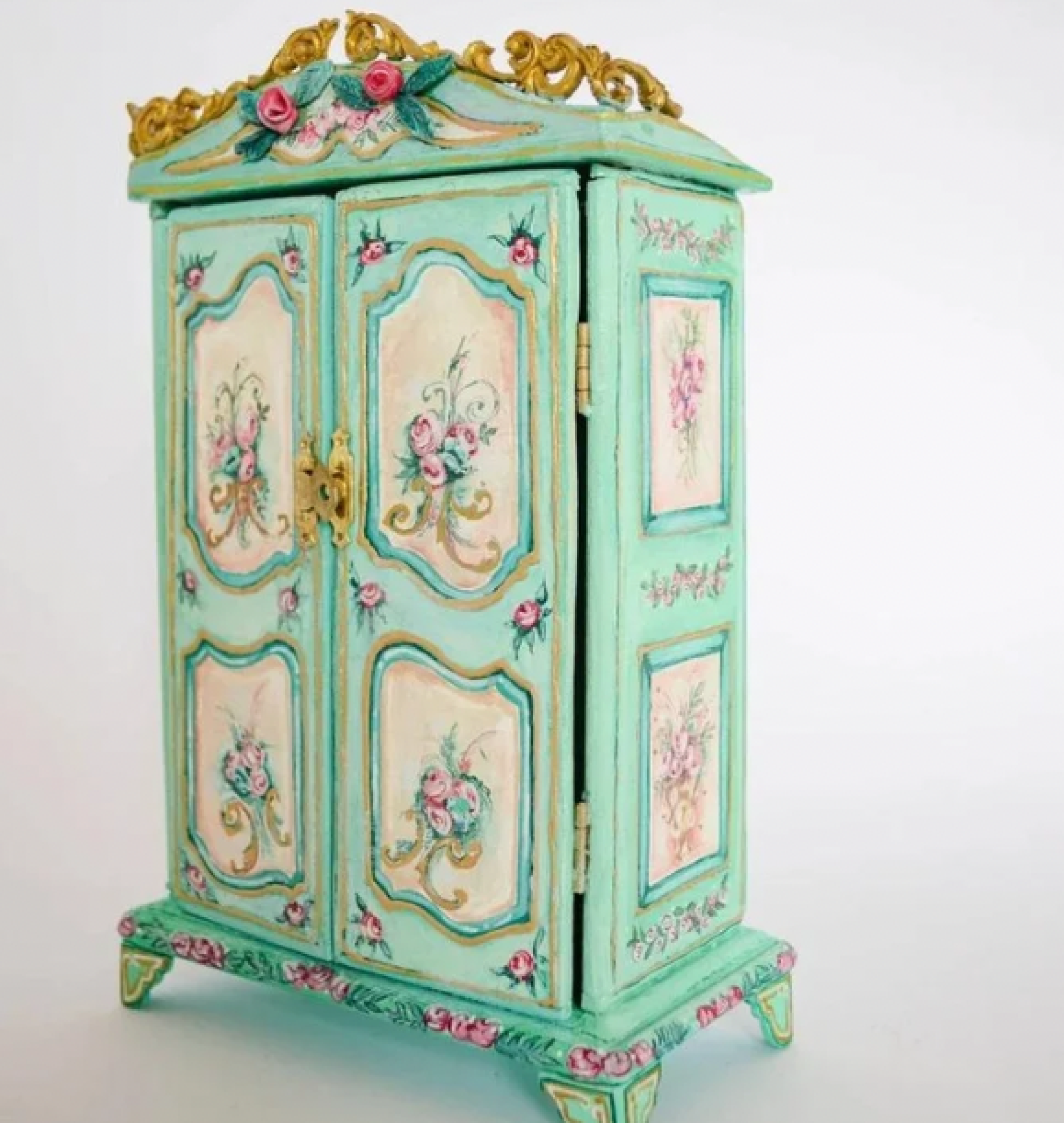 doll wardrobe