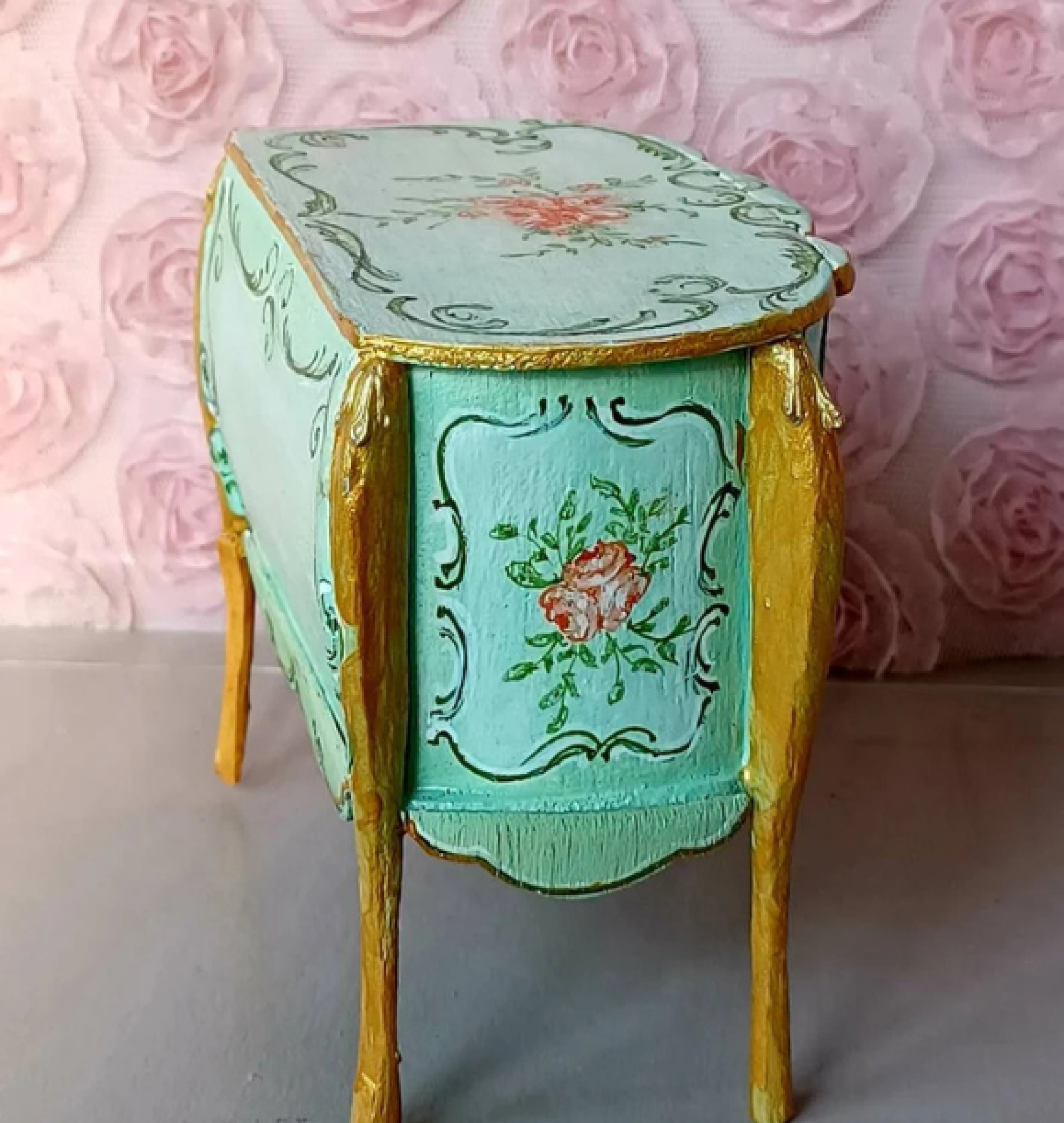 doll chest