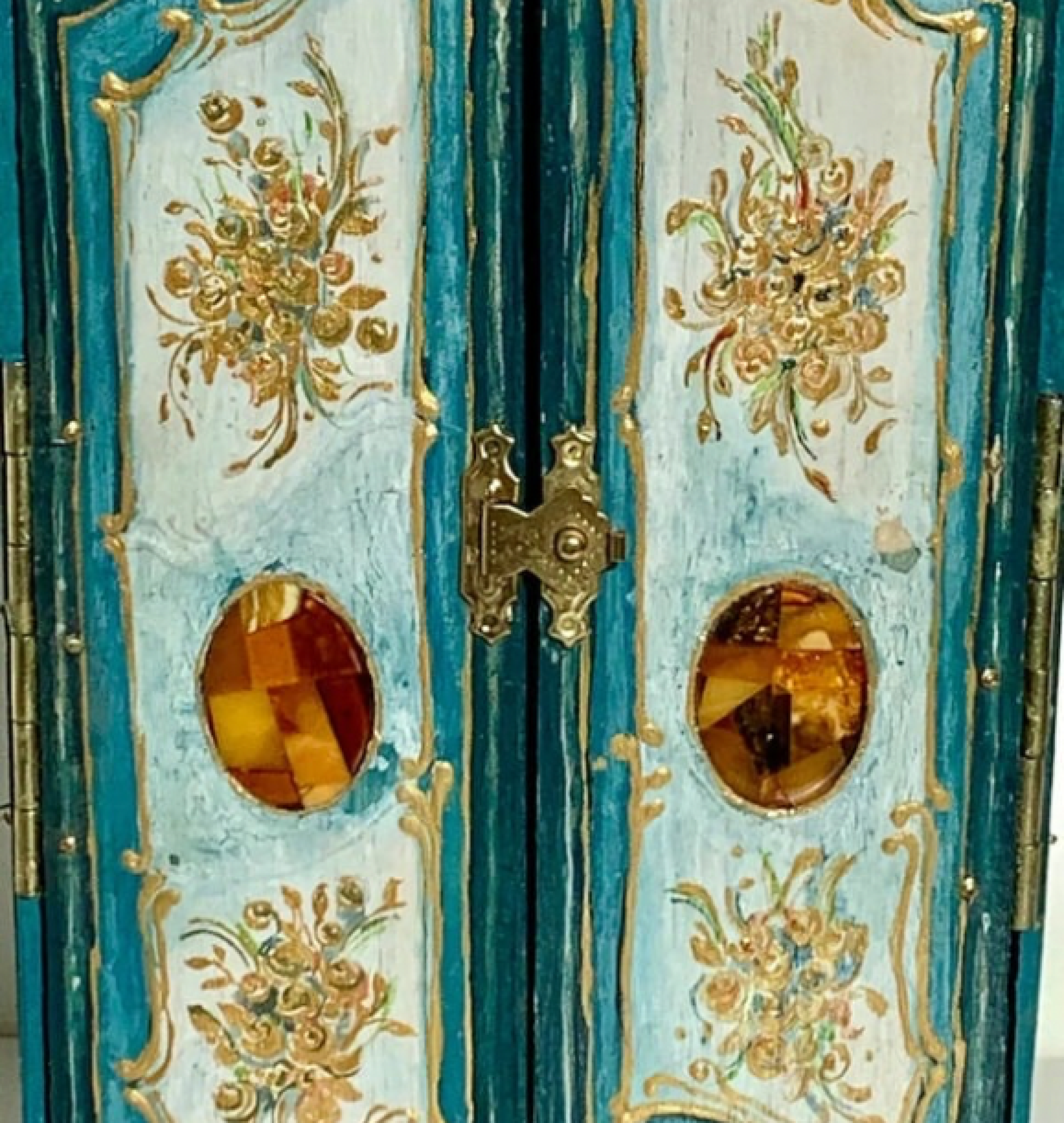 doll wardrobe