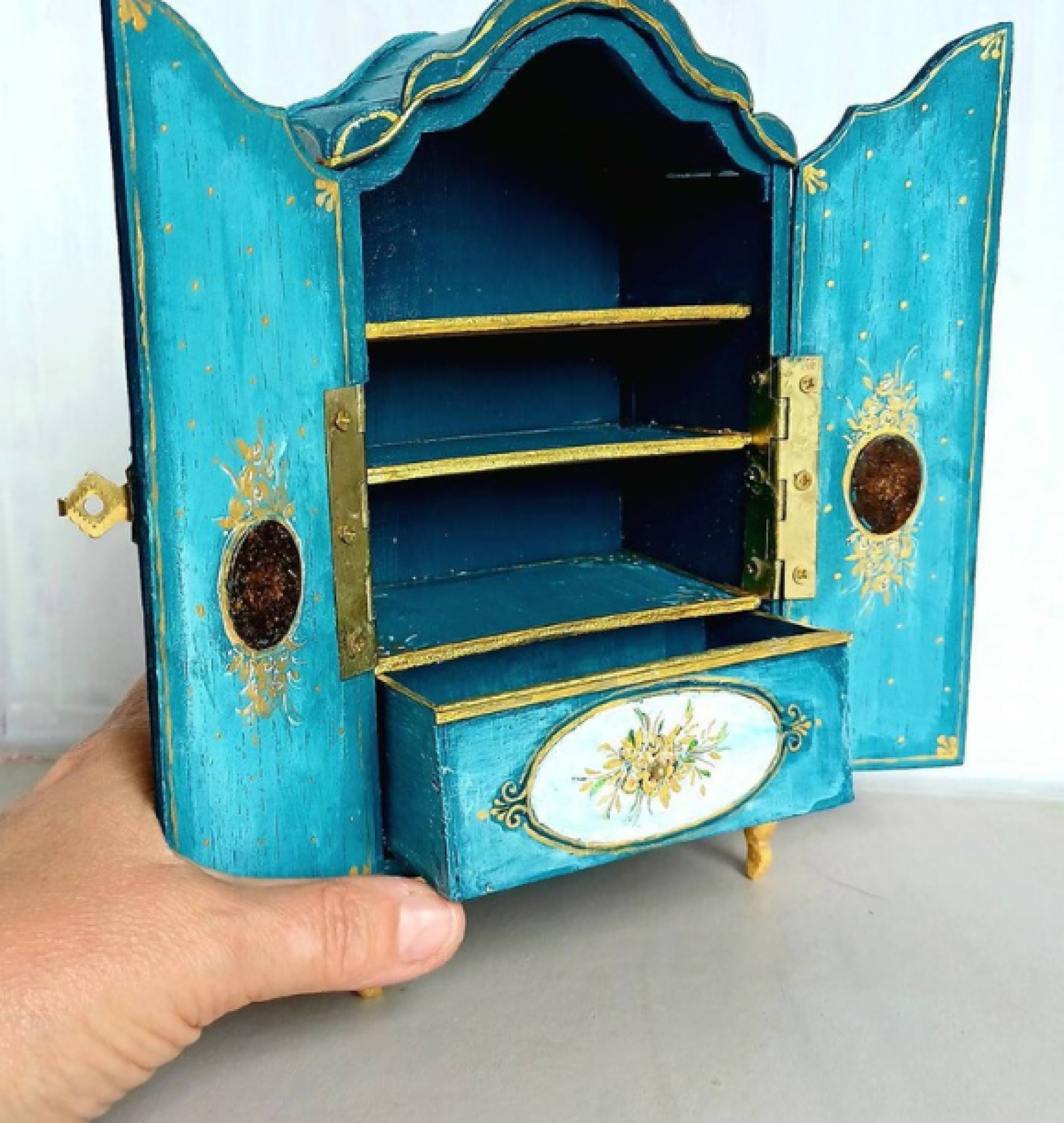 doll wardrobe