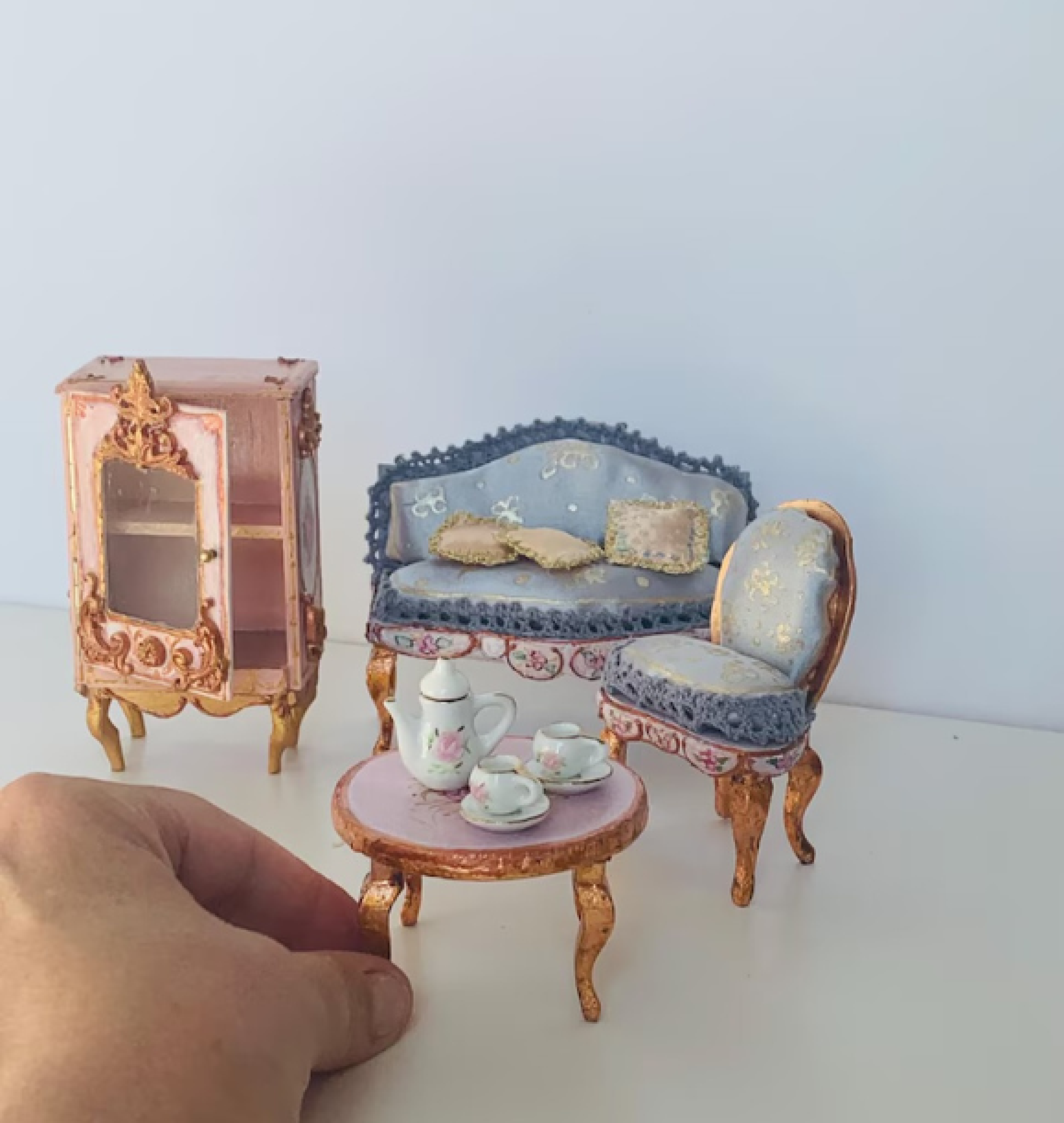 doll set