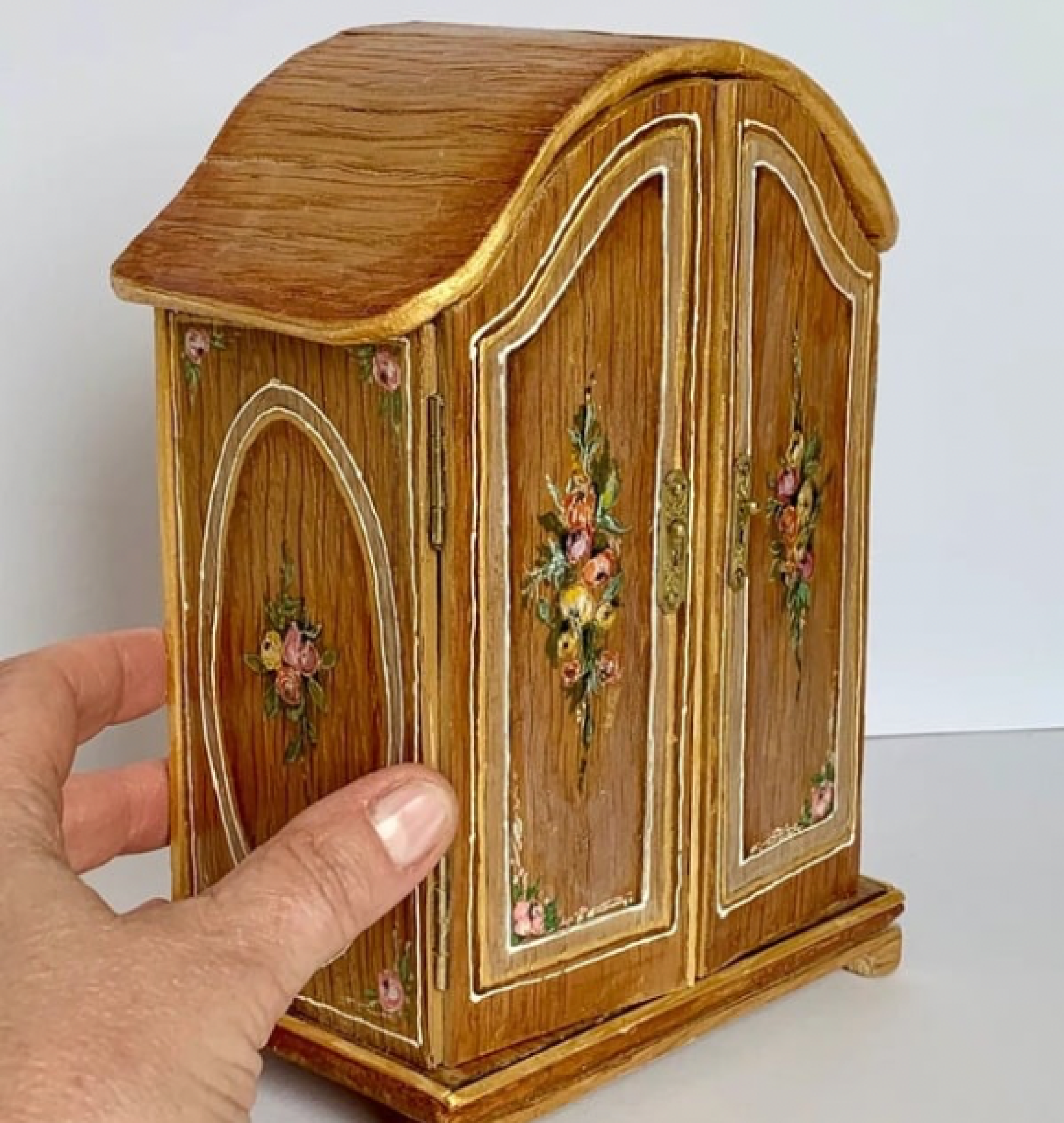 doll wardrobe