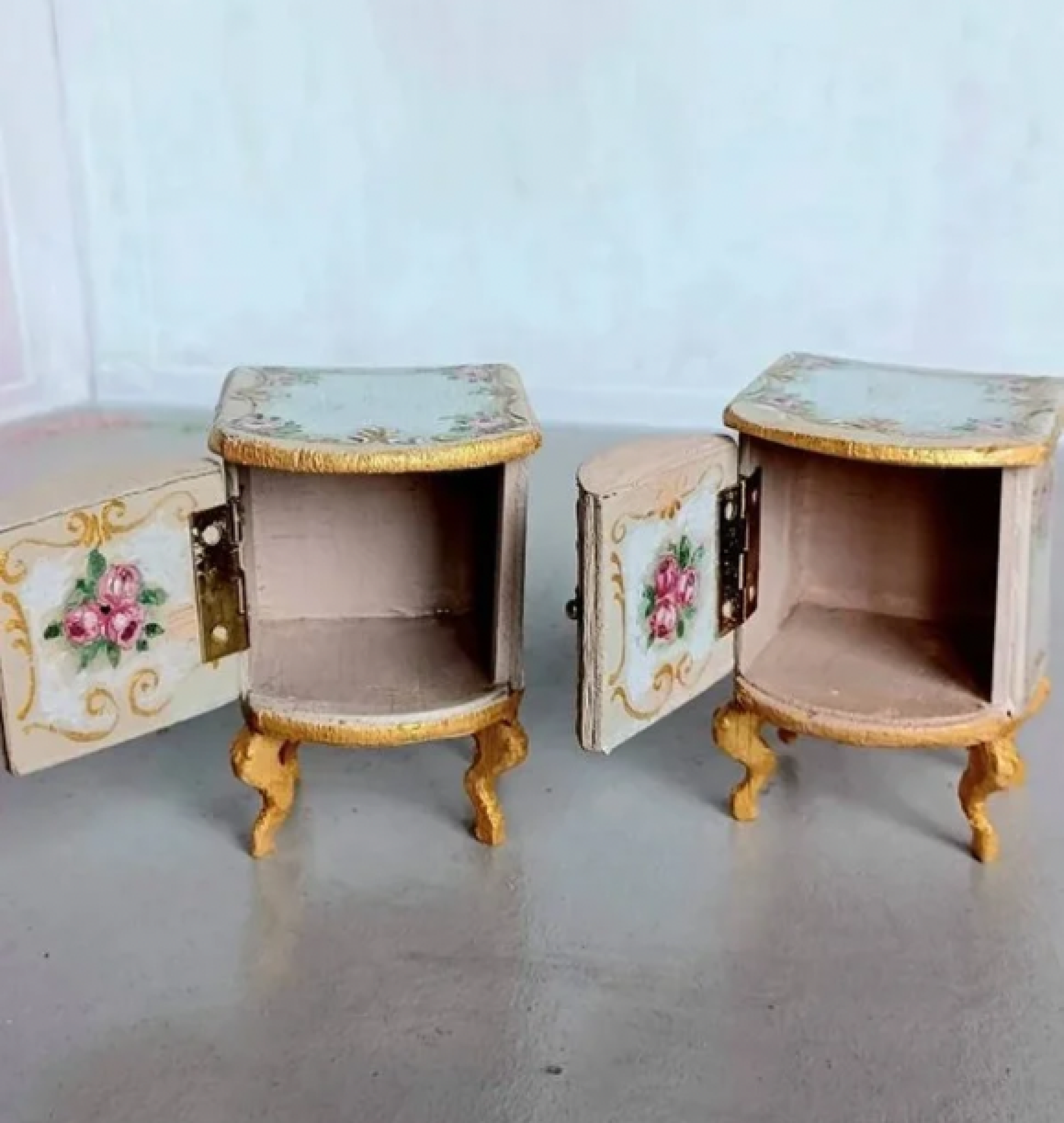 doll set