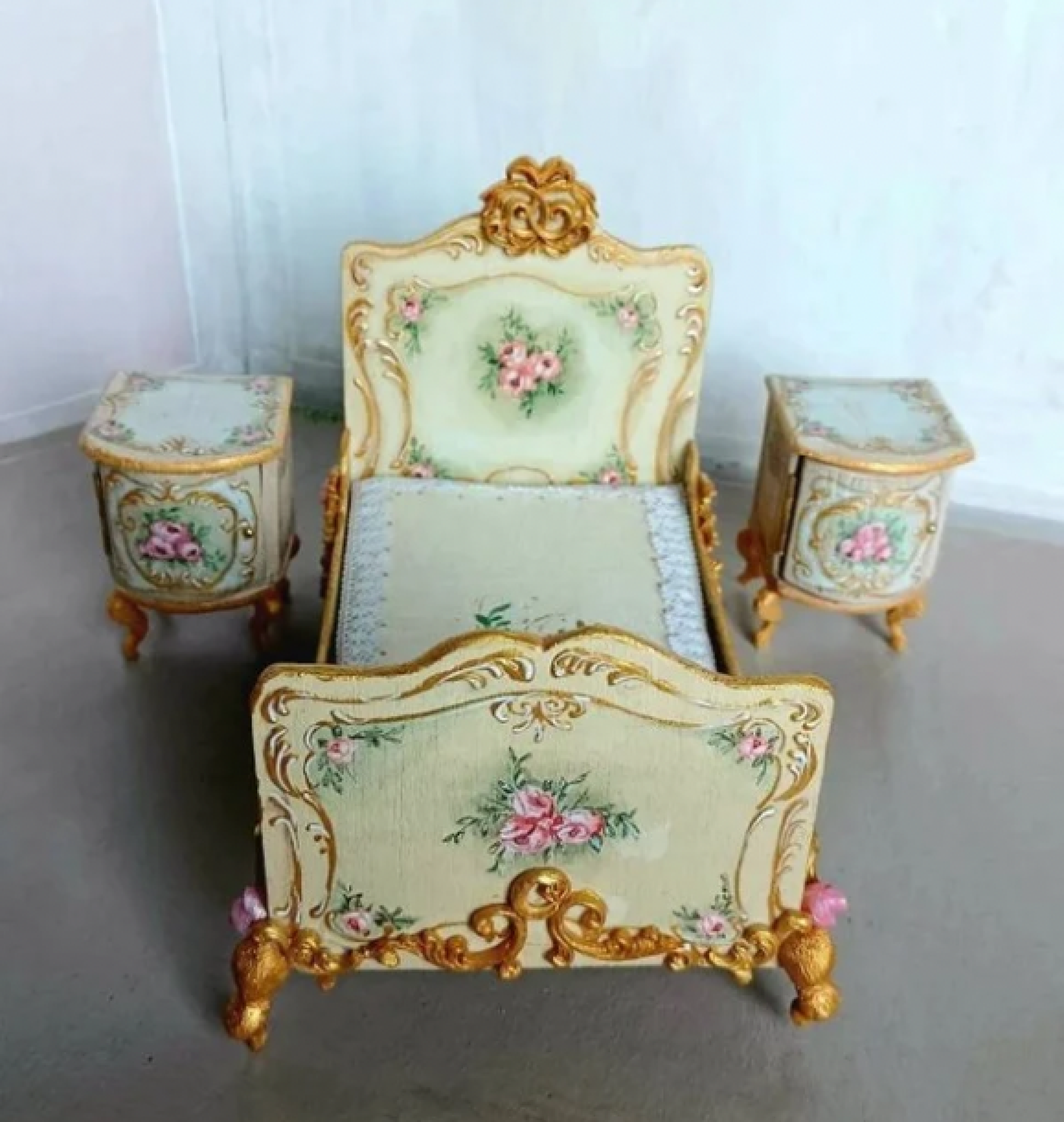 doll set