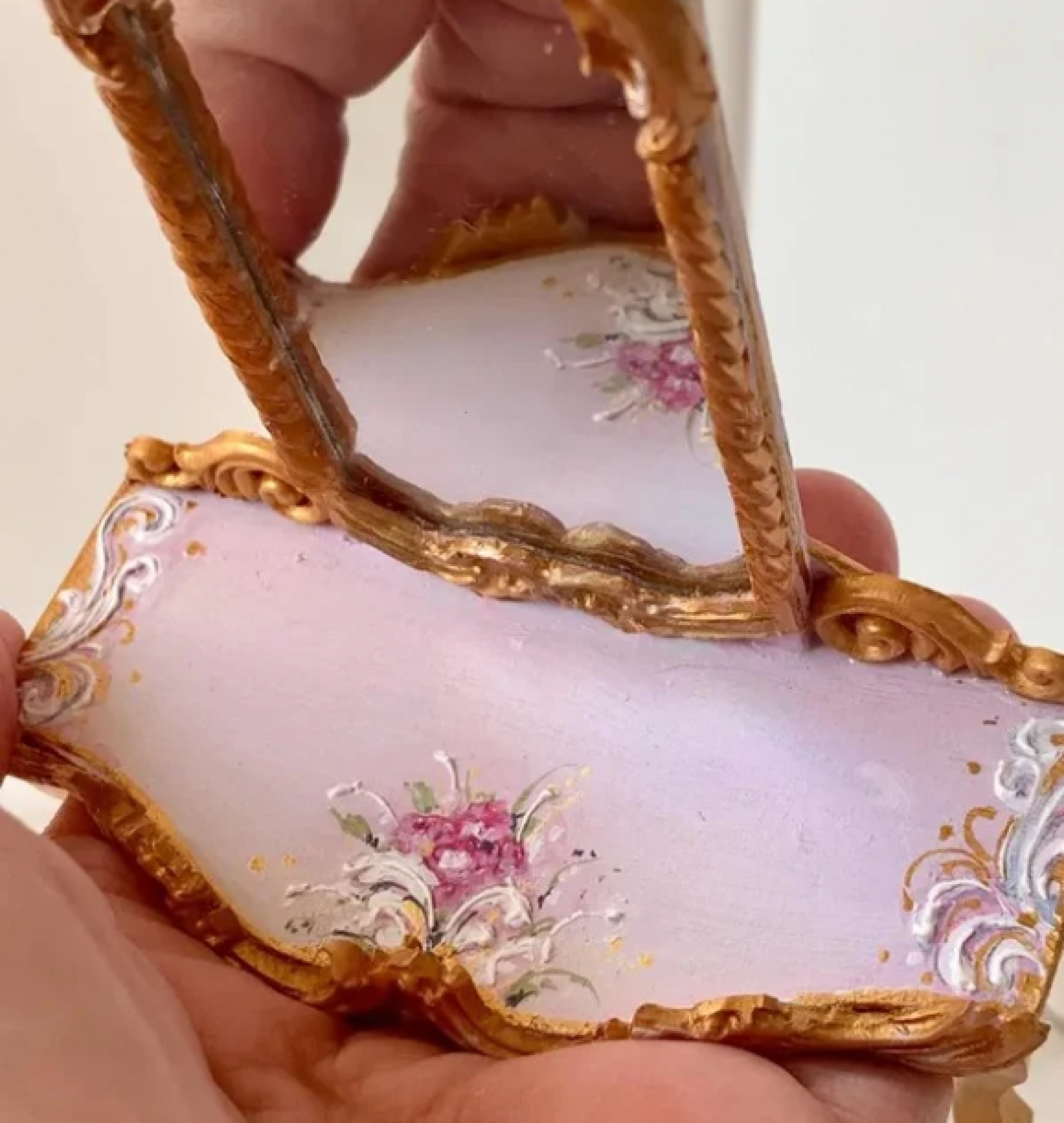 doll vanity