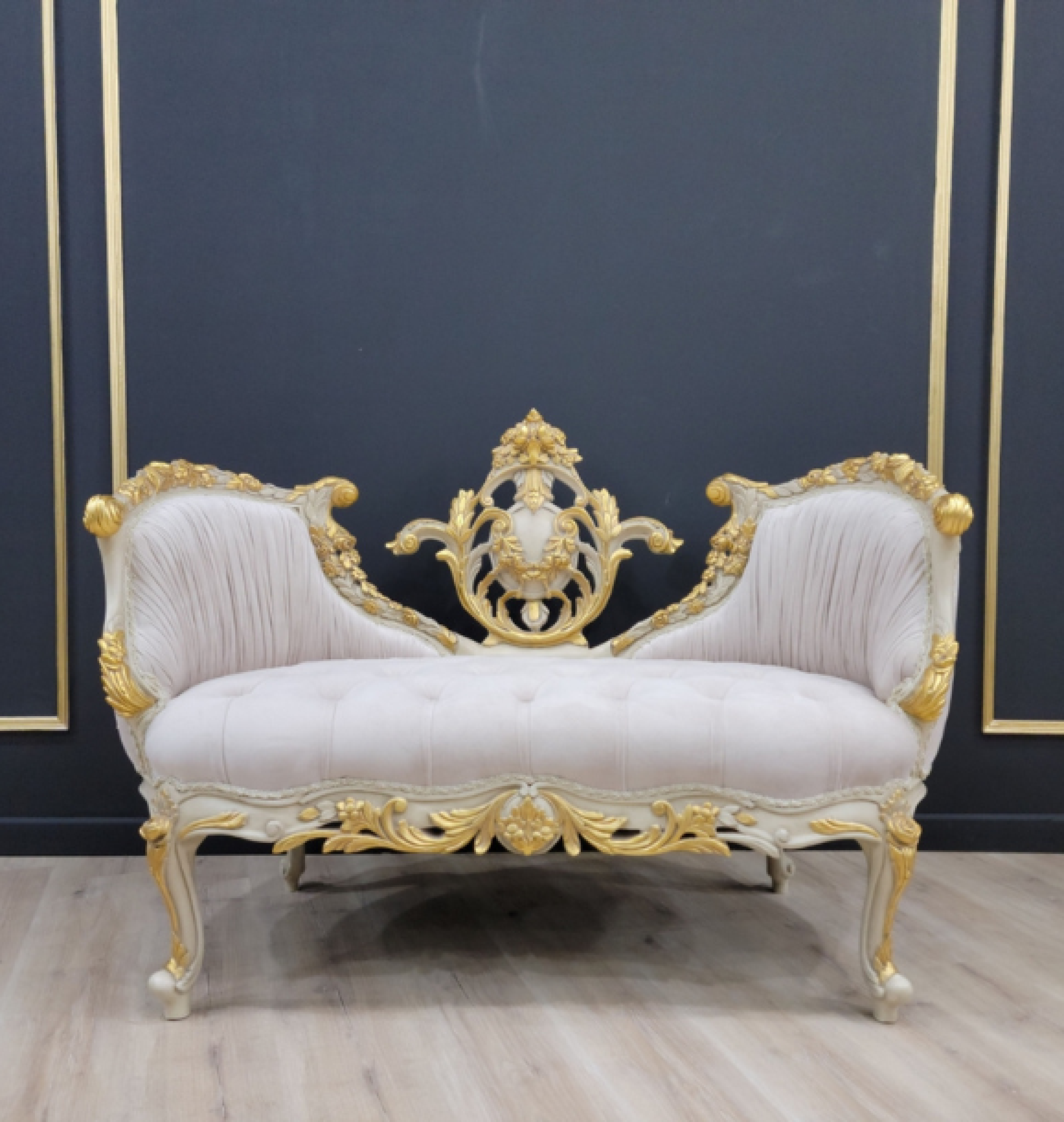 pearl  settee