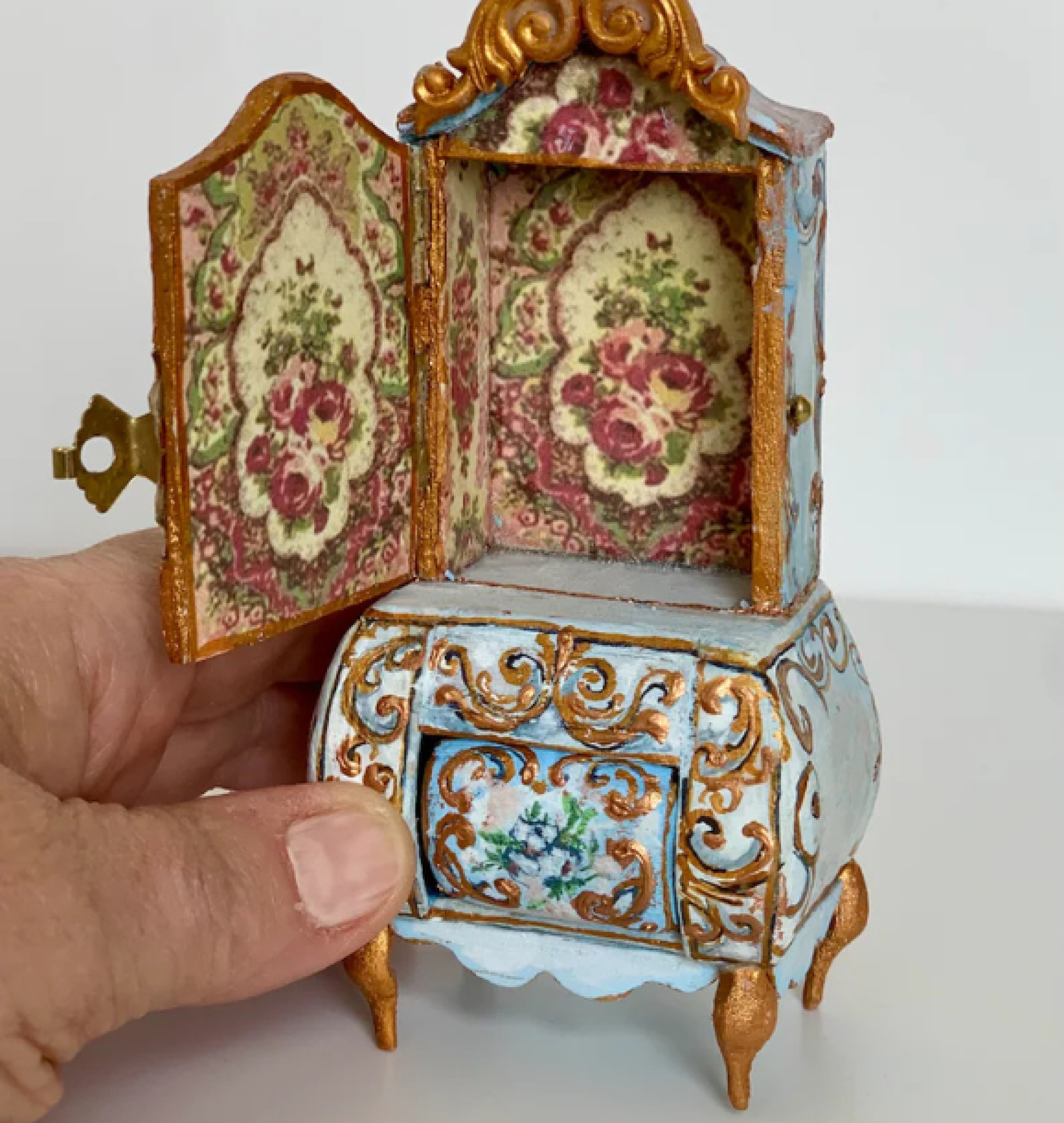 doll set