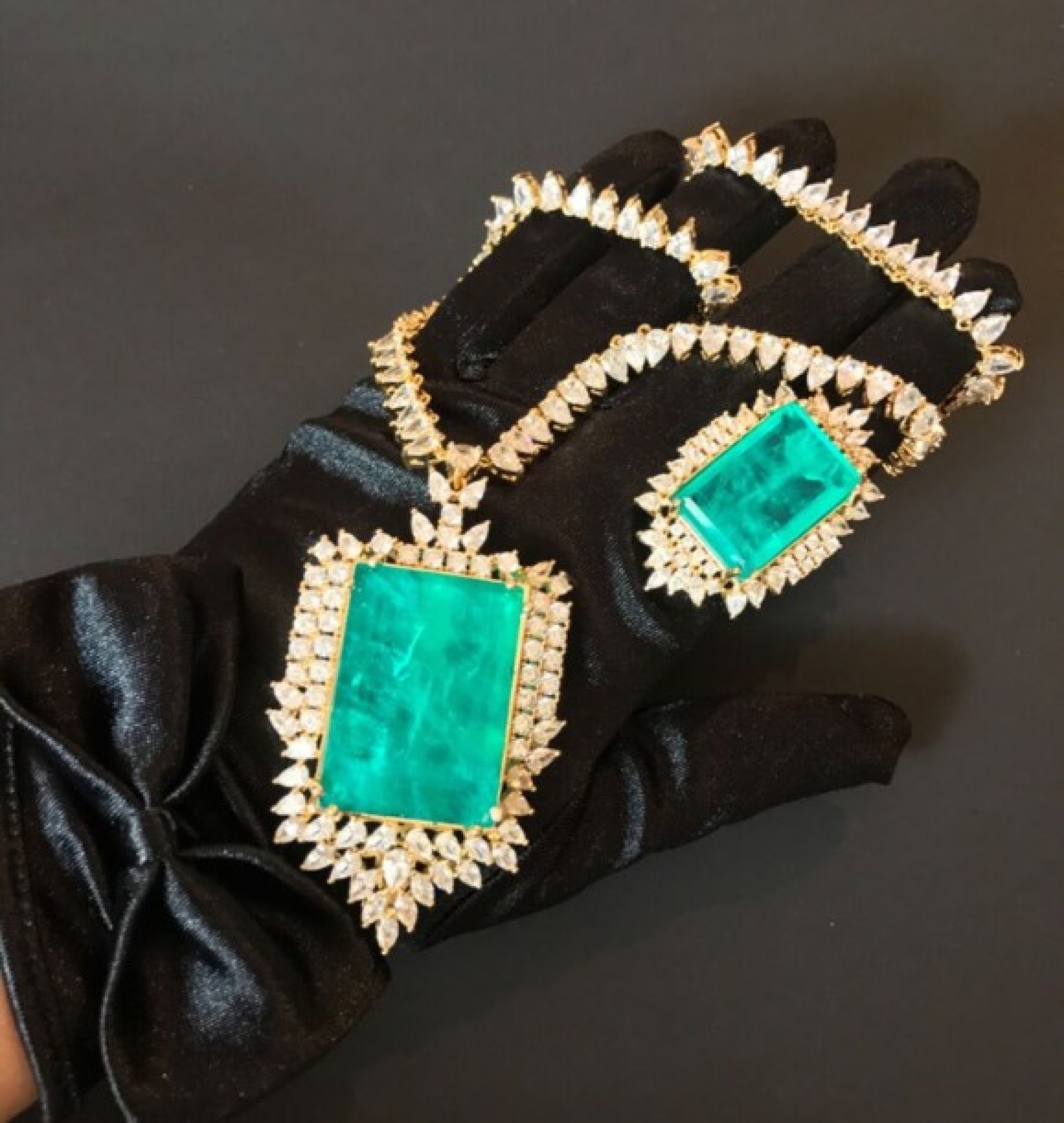 emerald ring