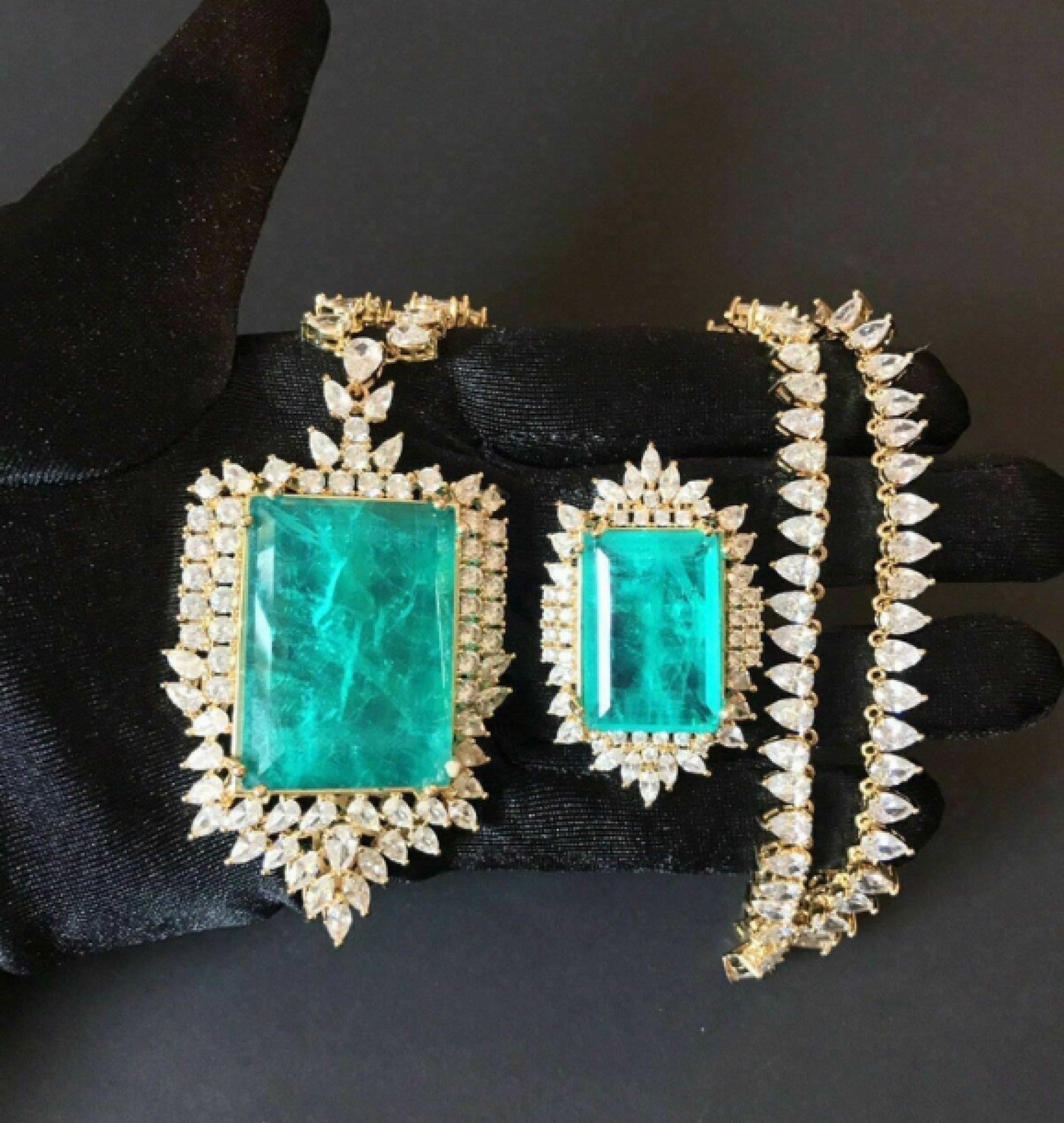 emerald ring