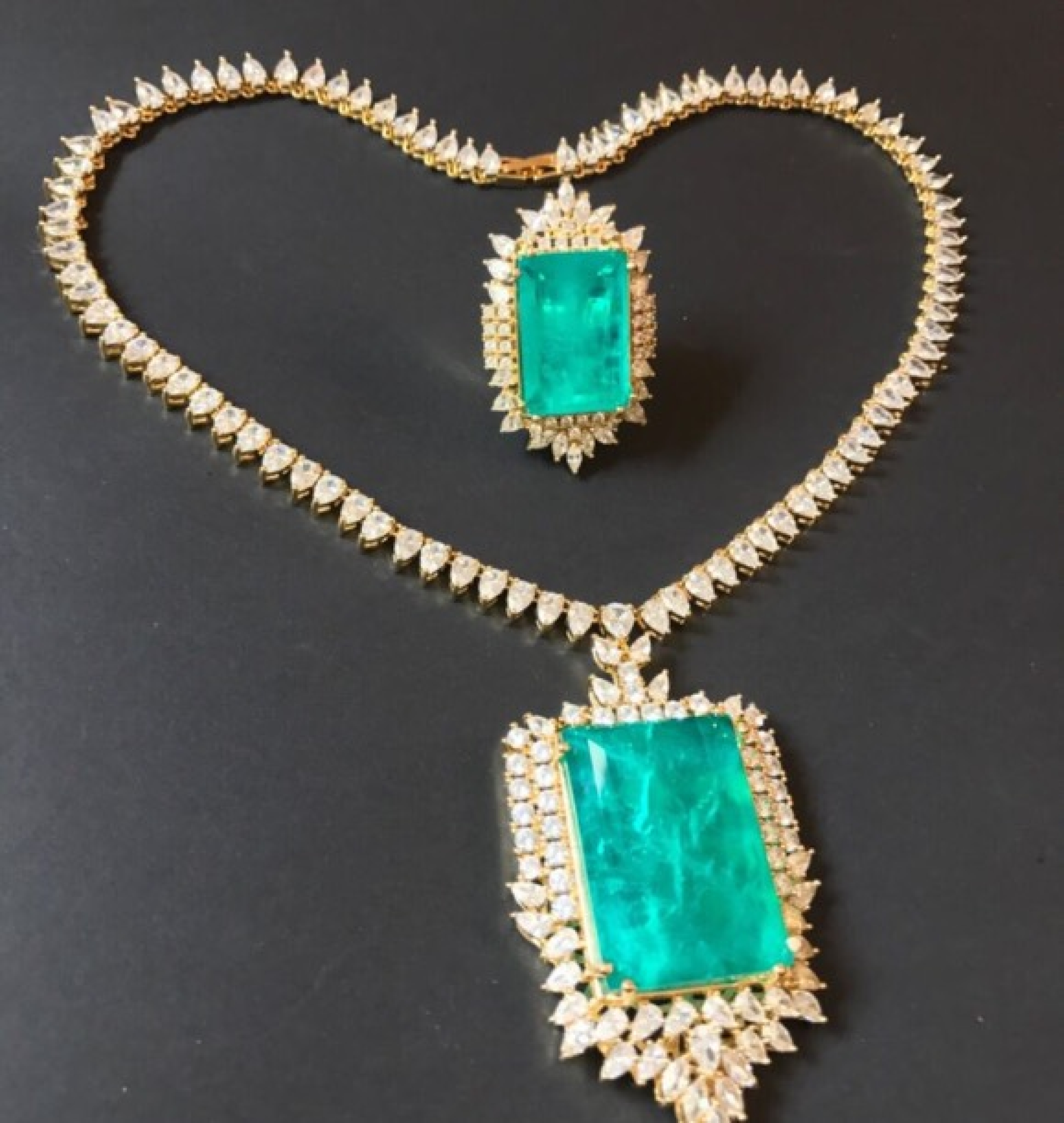 emerald ring