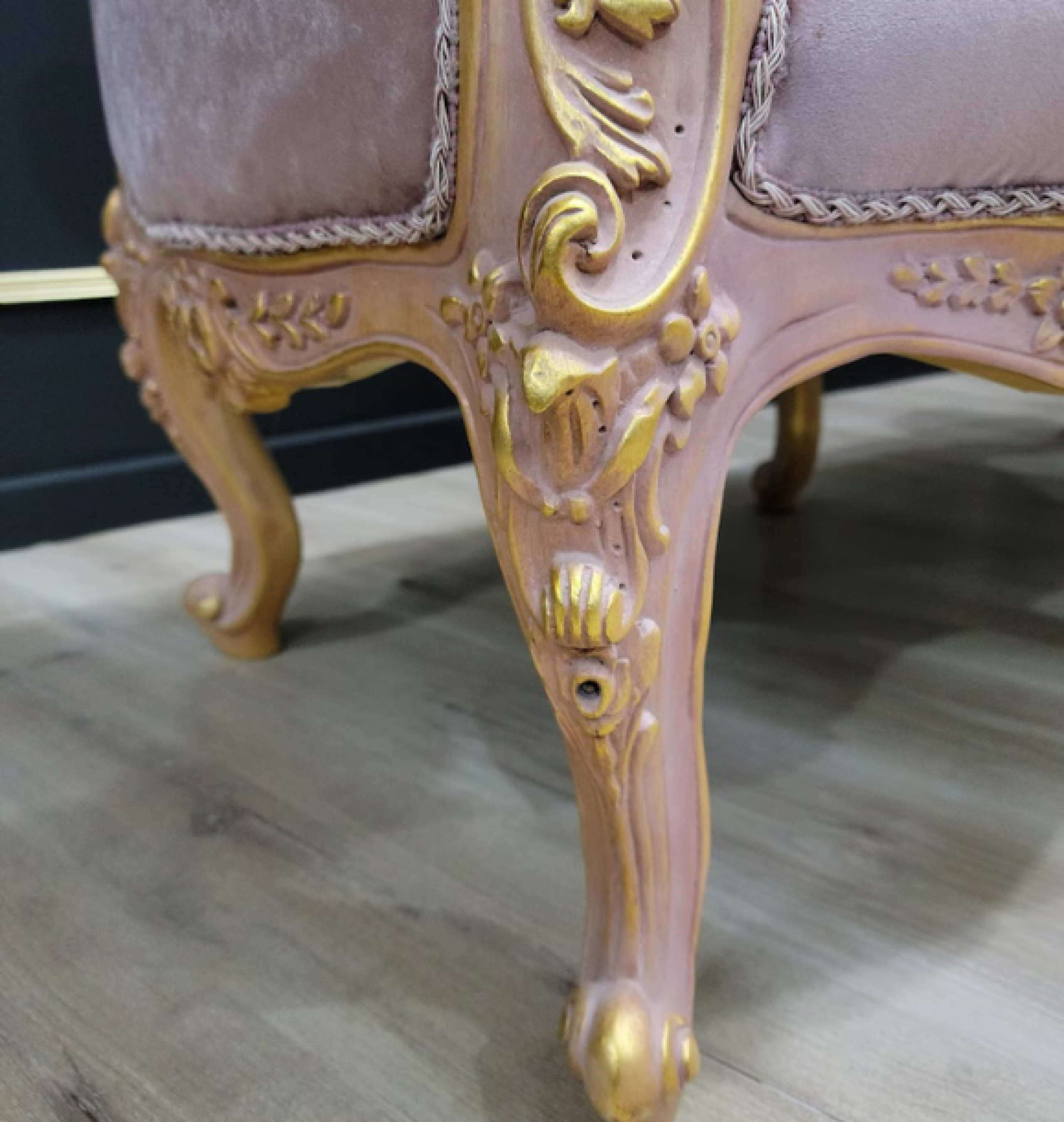 rose bench