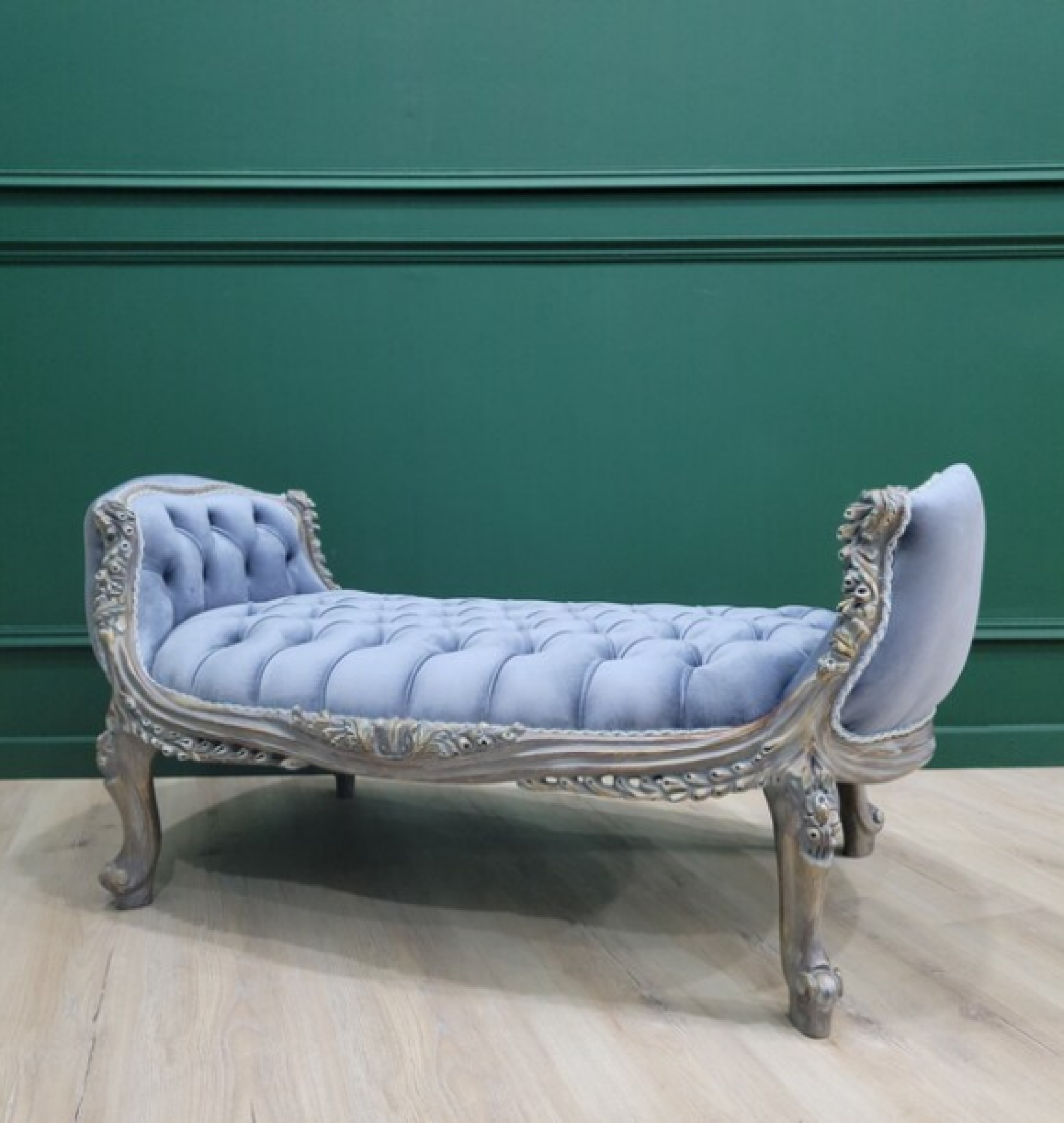 sapphire bench