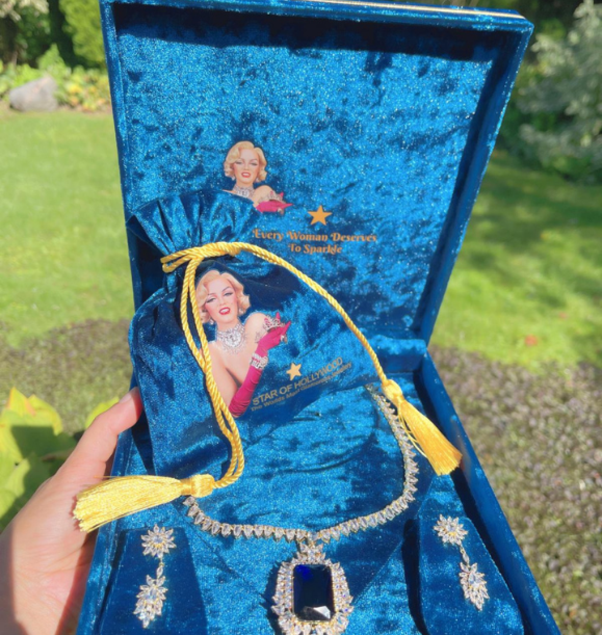 sapphire set