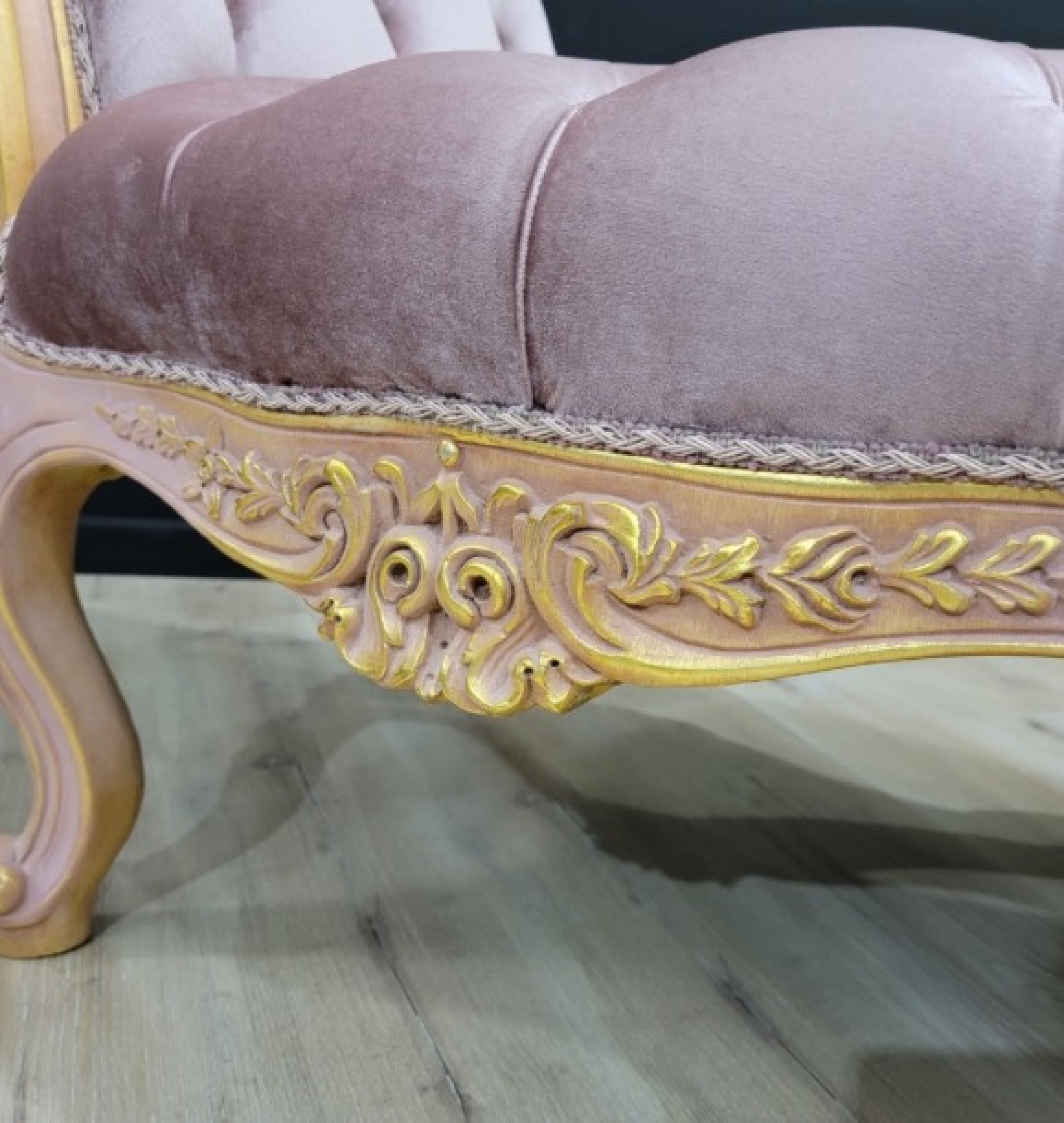rose bench