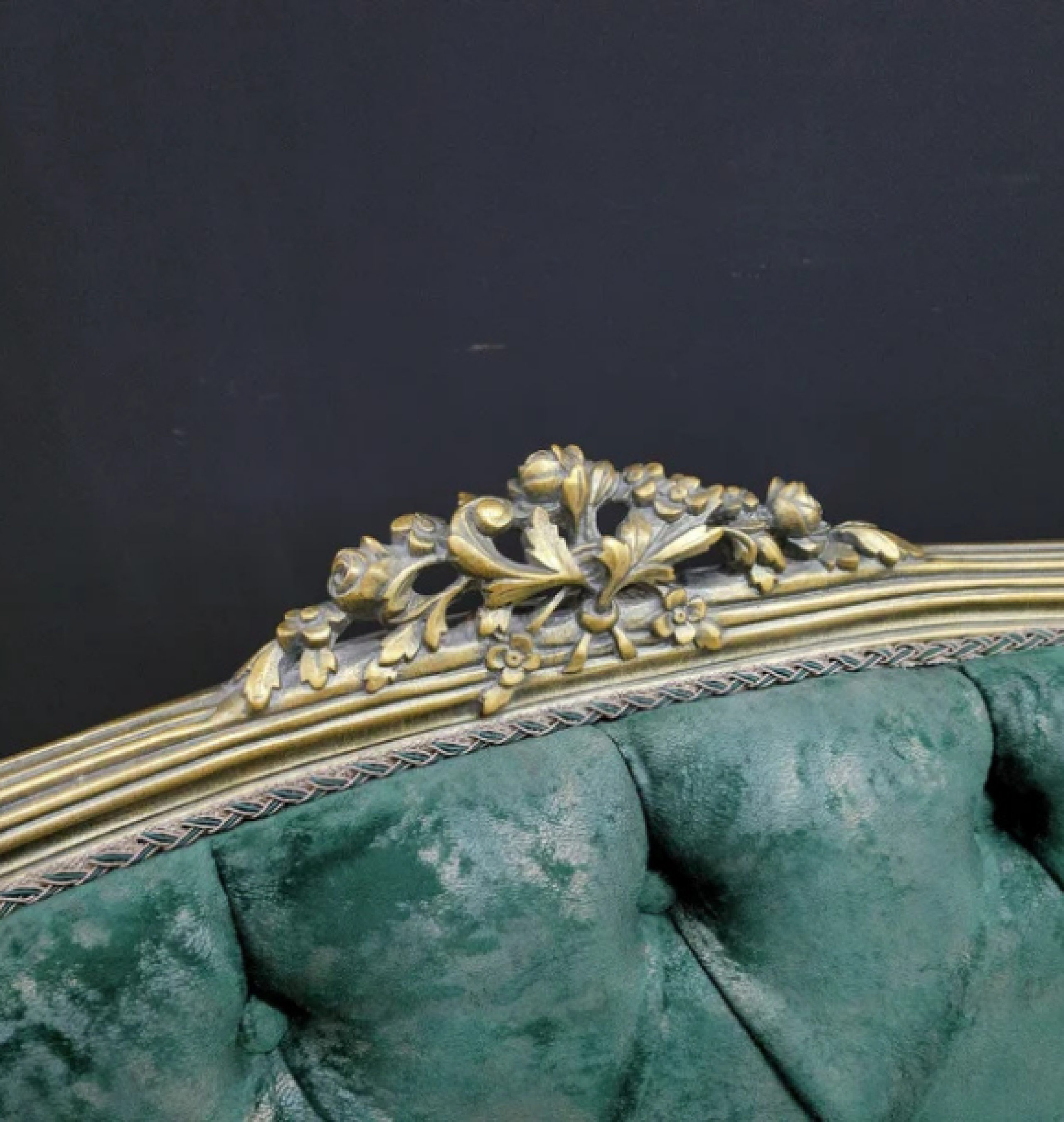 emerald settee